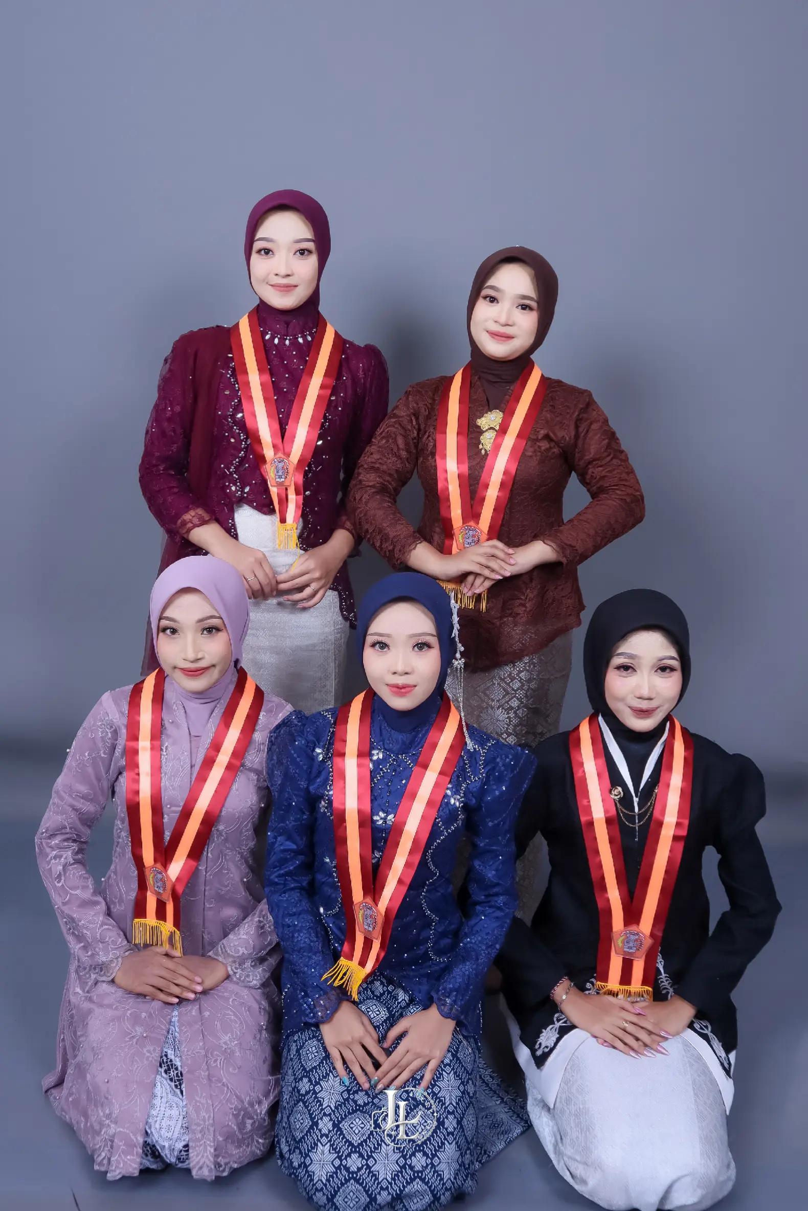 @Lucky Lens Studio Foto Rembang