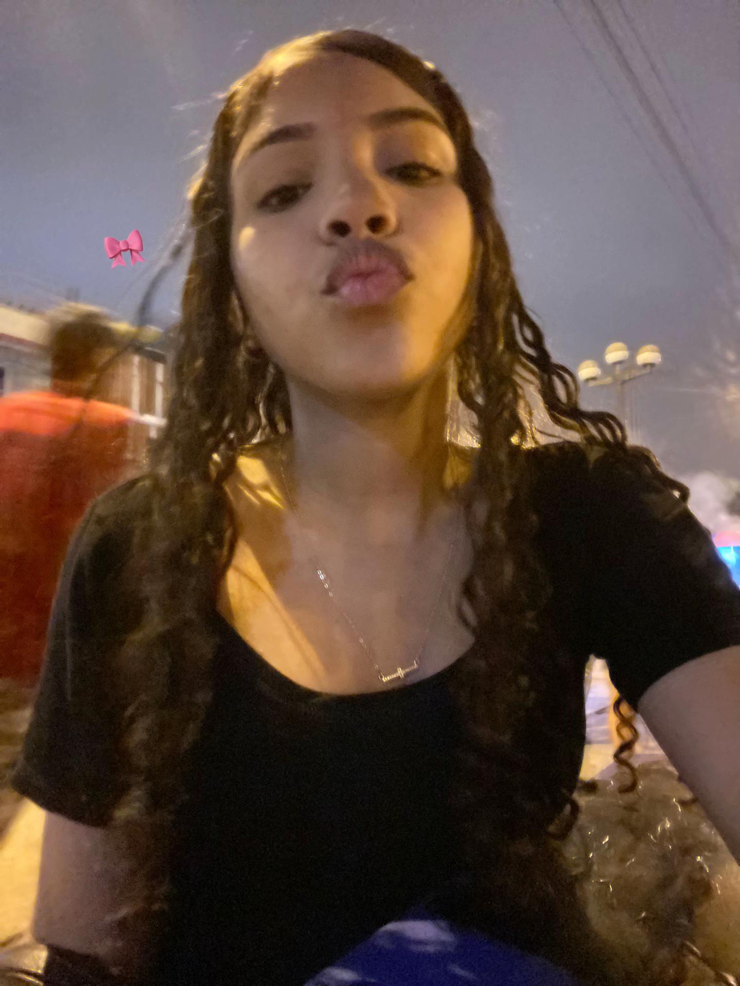 @Camila