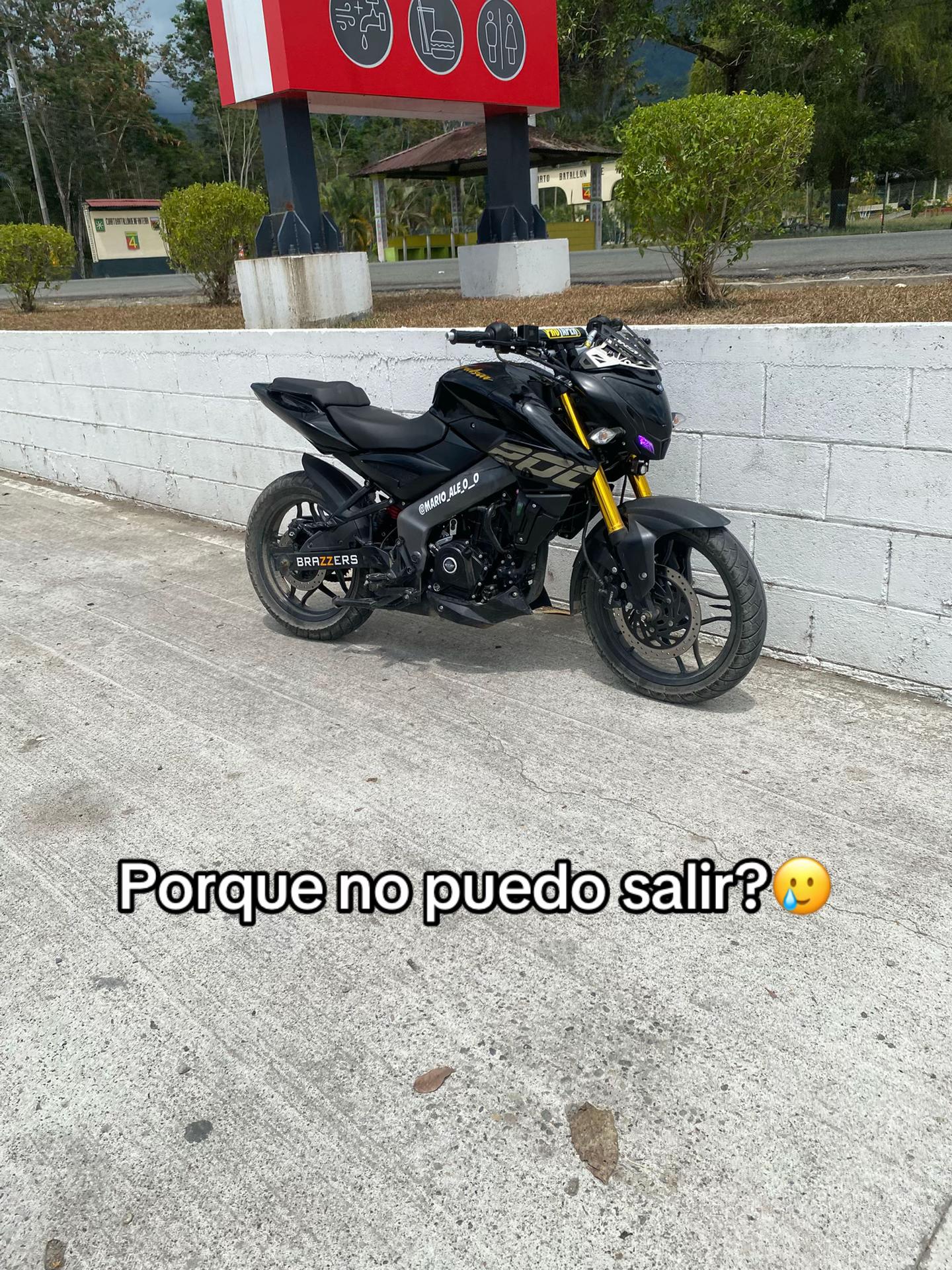 @Alejandro24🖤