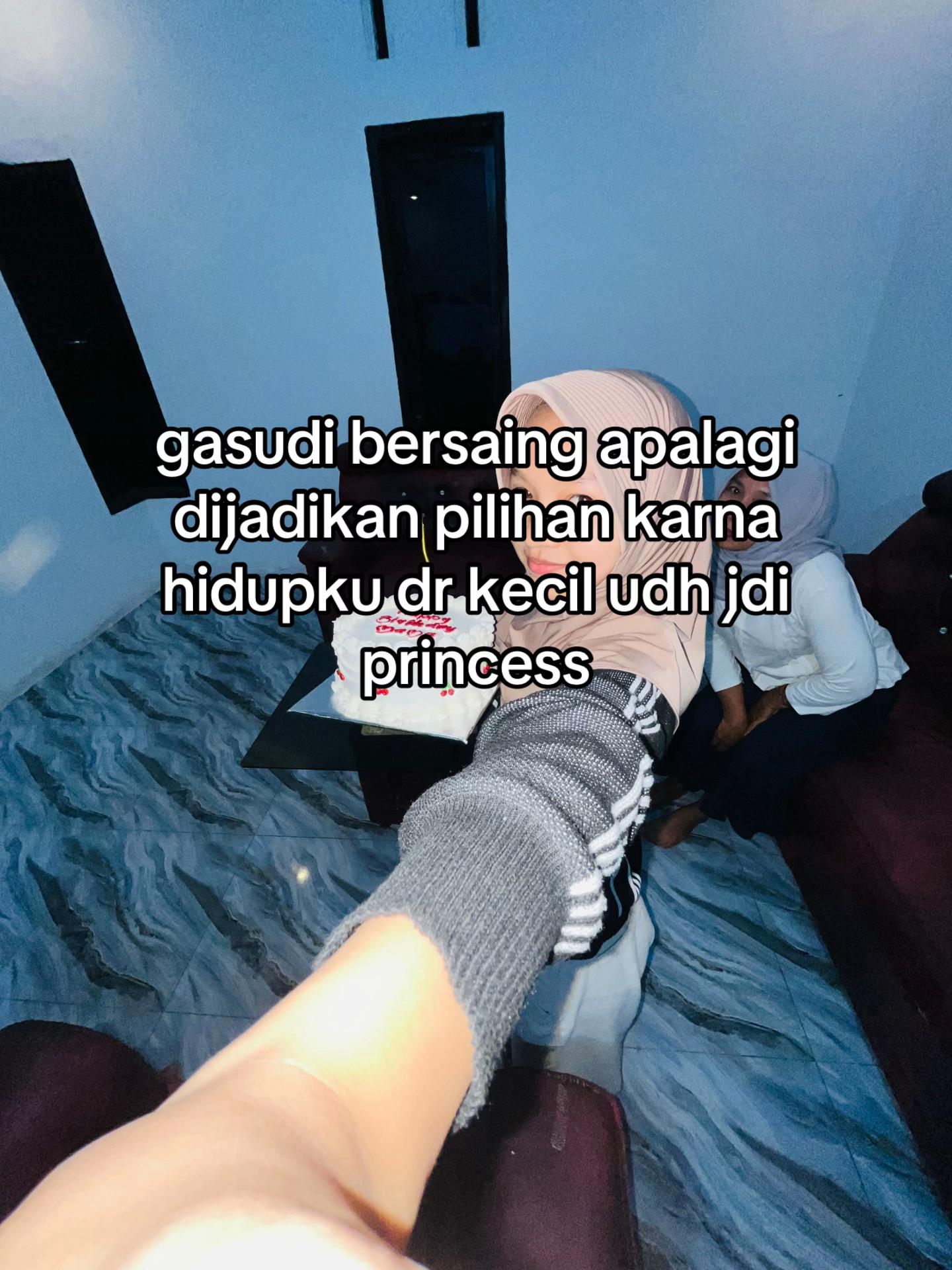 @zlrawrrr