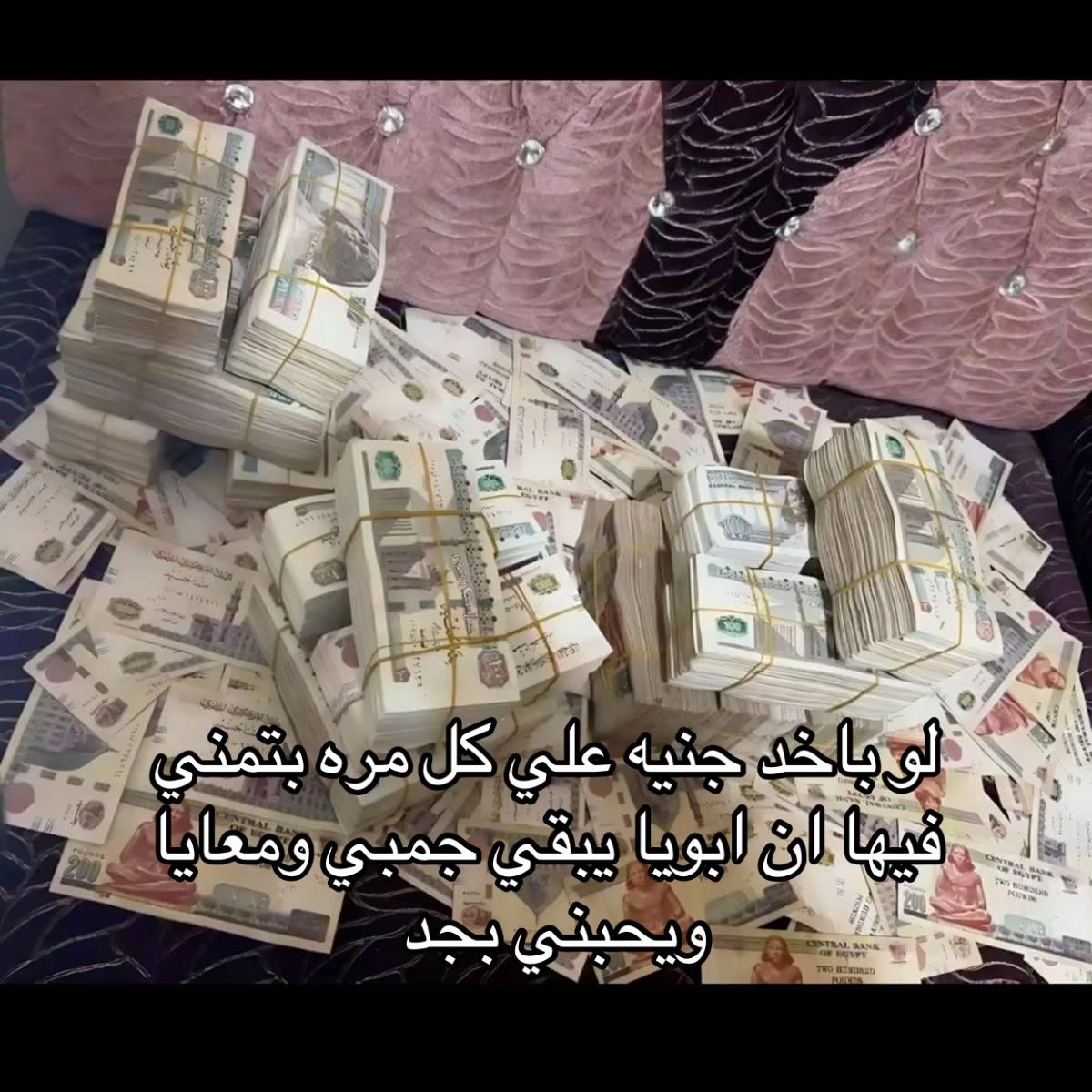 @𝐌