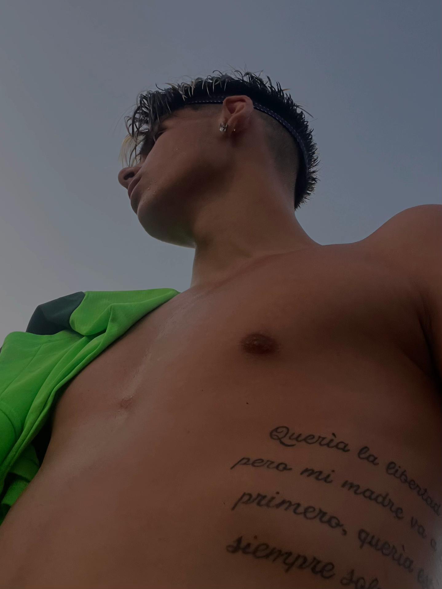@𝑭𝑳𝑨𝑽𝑰𝑶