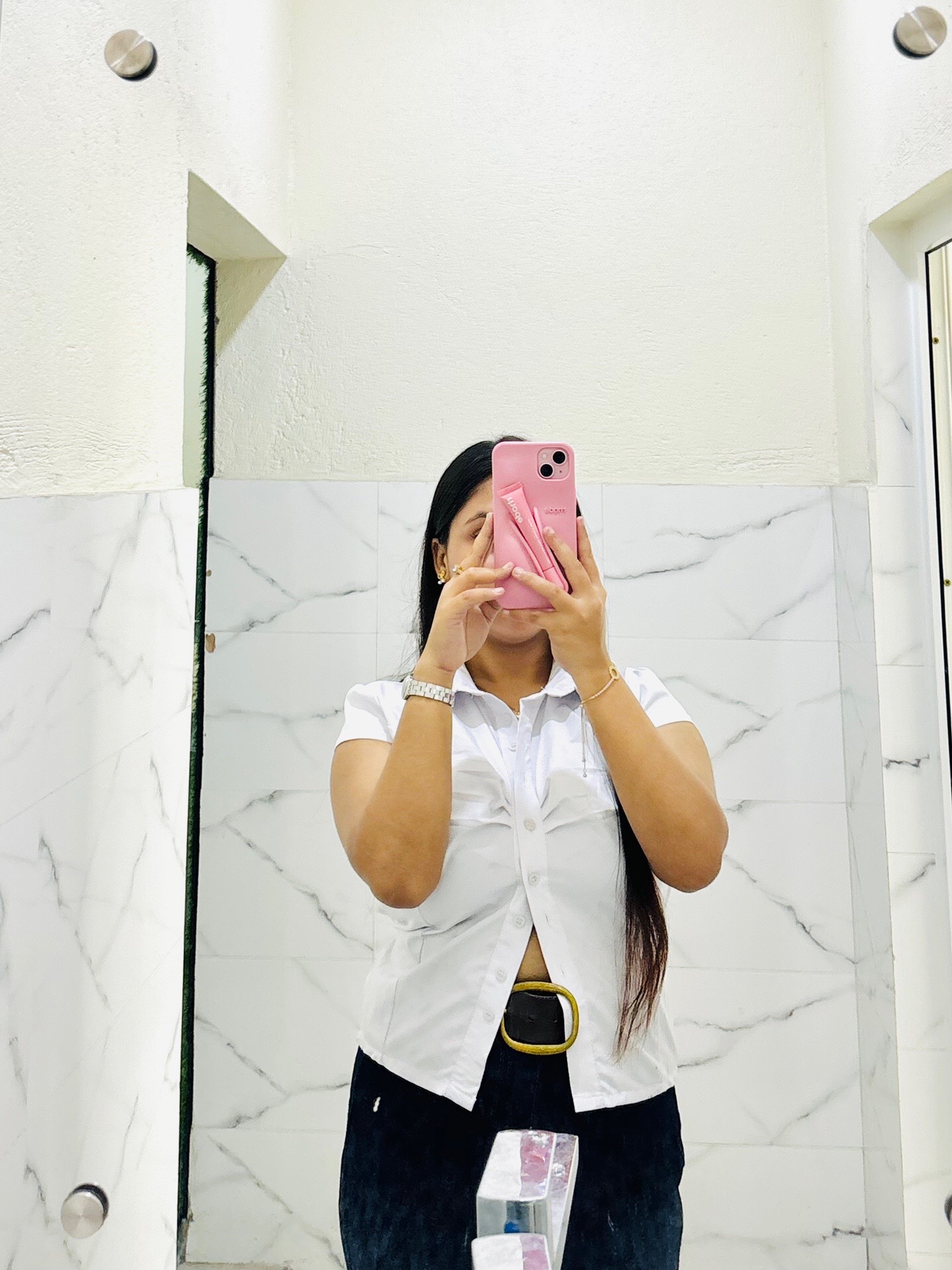 @eshika995