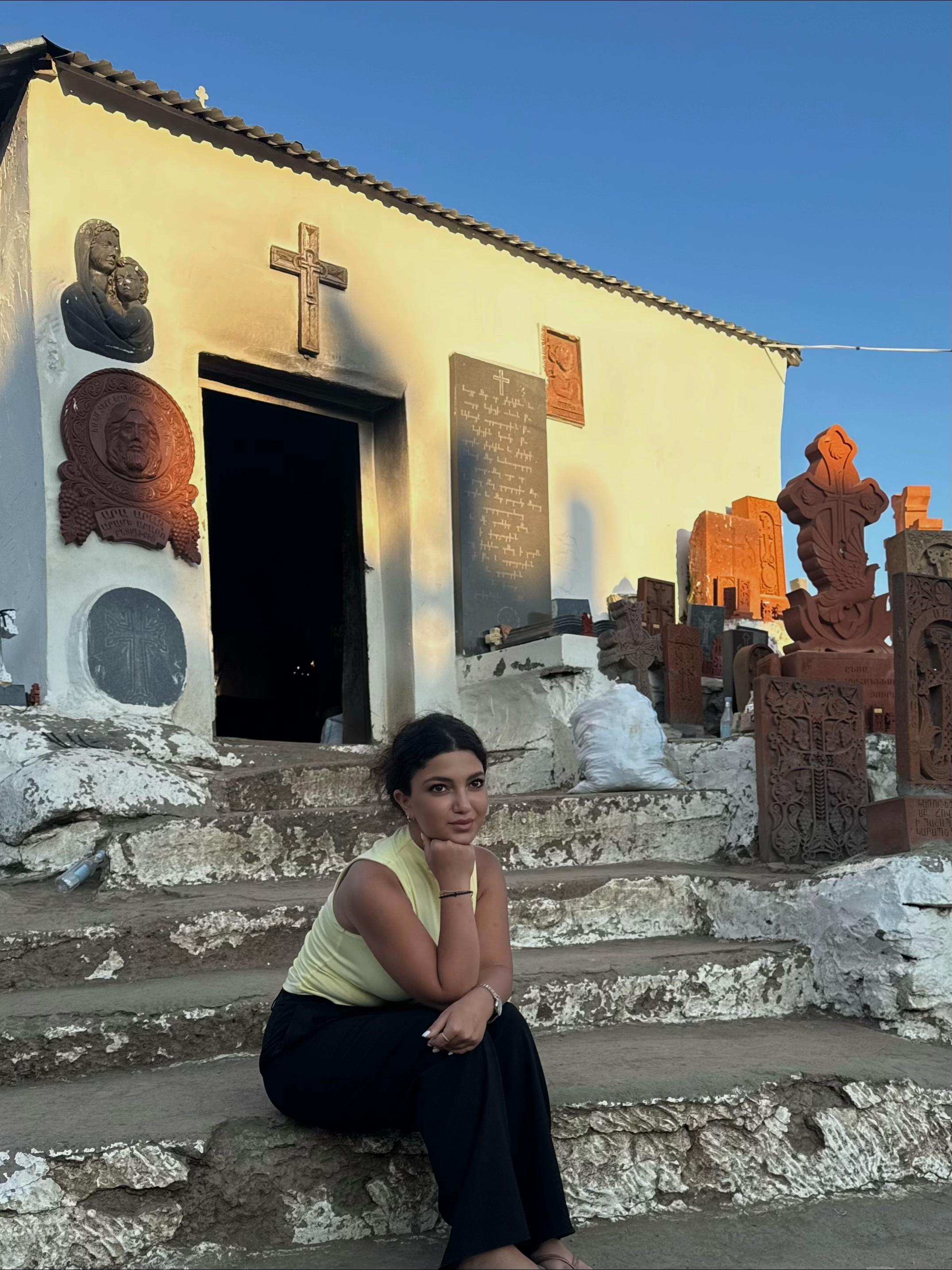 @Գալստյան Նելլի