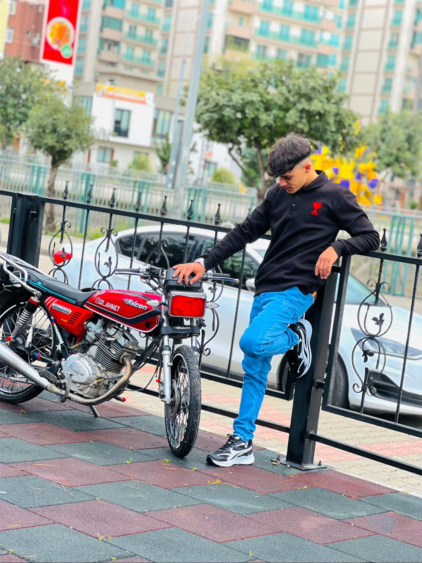 @01__a_h_m_e_d