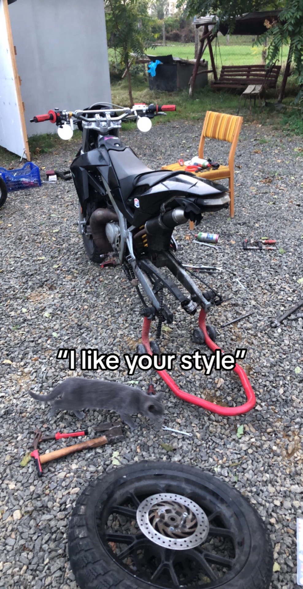 @︎