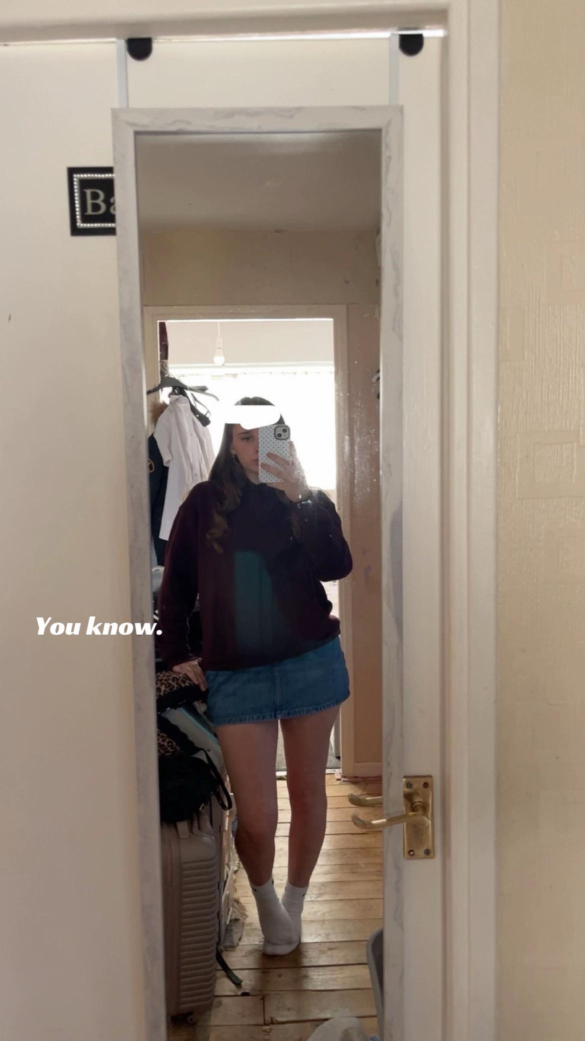 @&sup1;&sup1;𝐬𝐤𝐲𝐞𝐞𝐞⁶+&sup3;&sup1;
