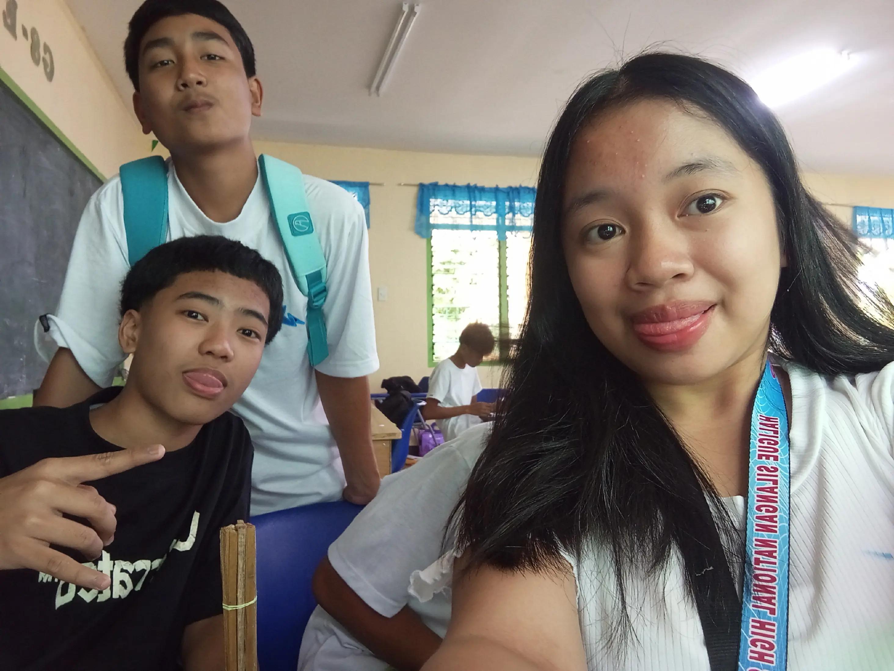 @8 - EMERALD