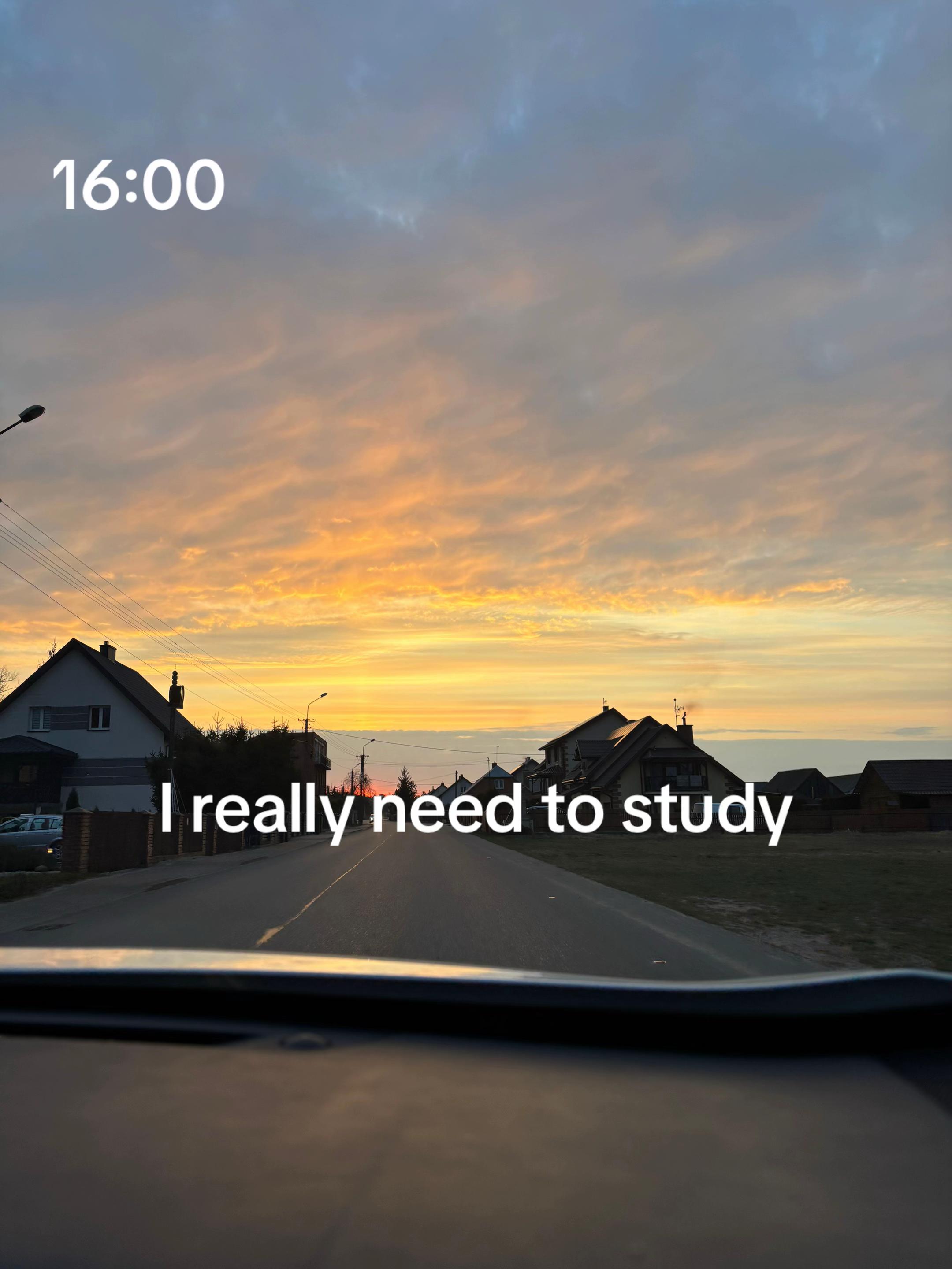 @xzy_julus