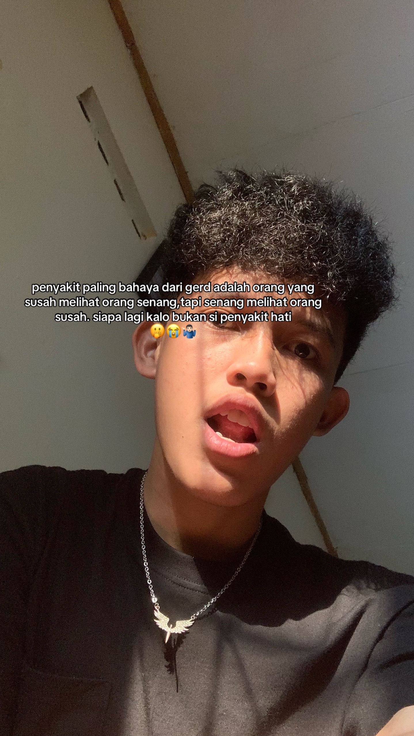 @🕷️