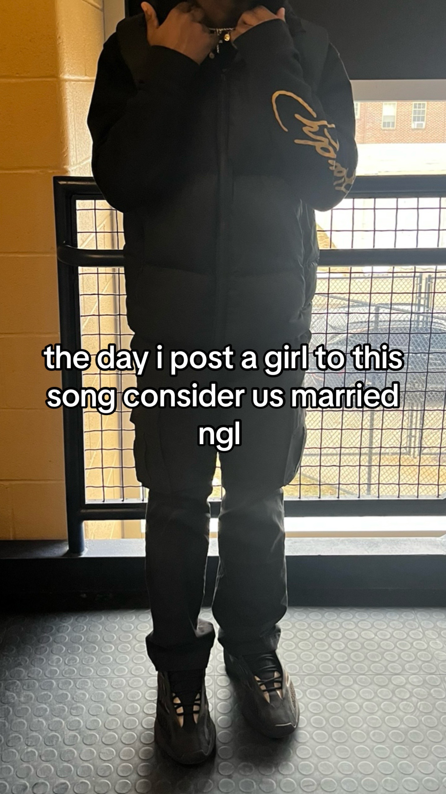 @⛹🏾&zwj;♂️
