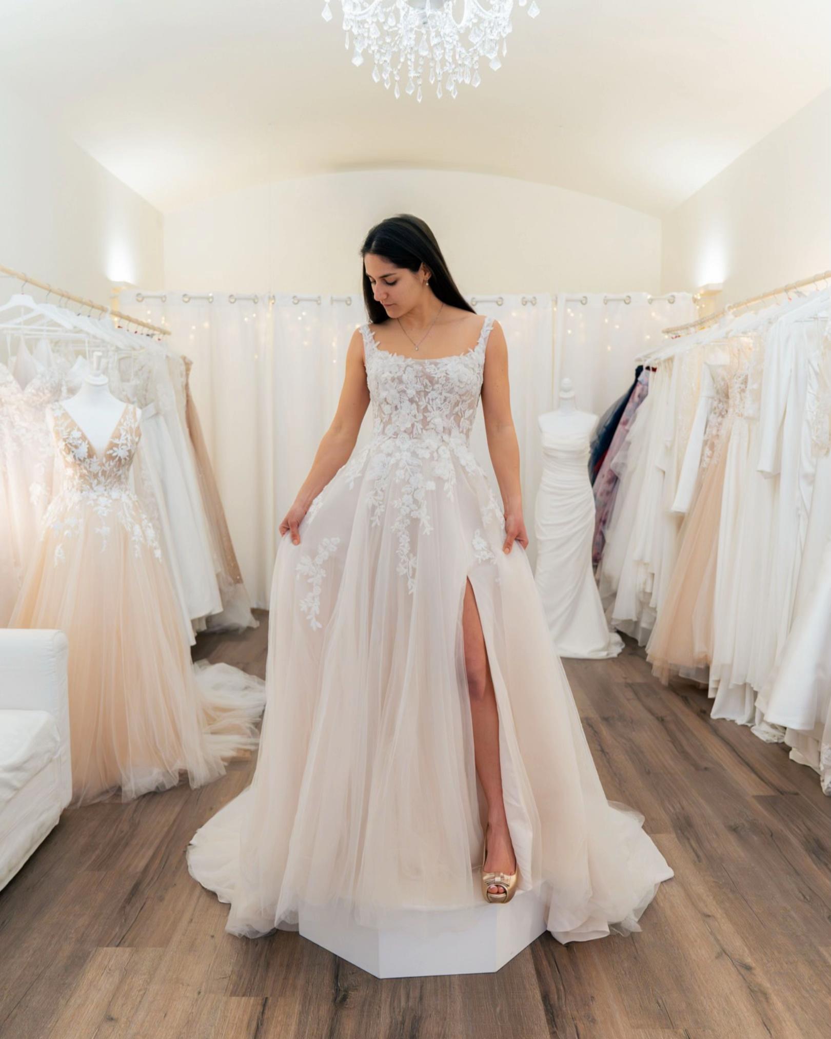 @Mari Bridal Atelier