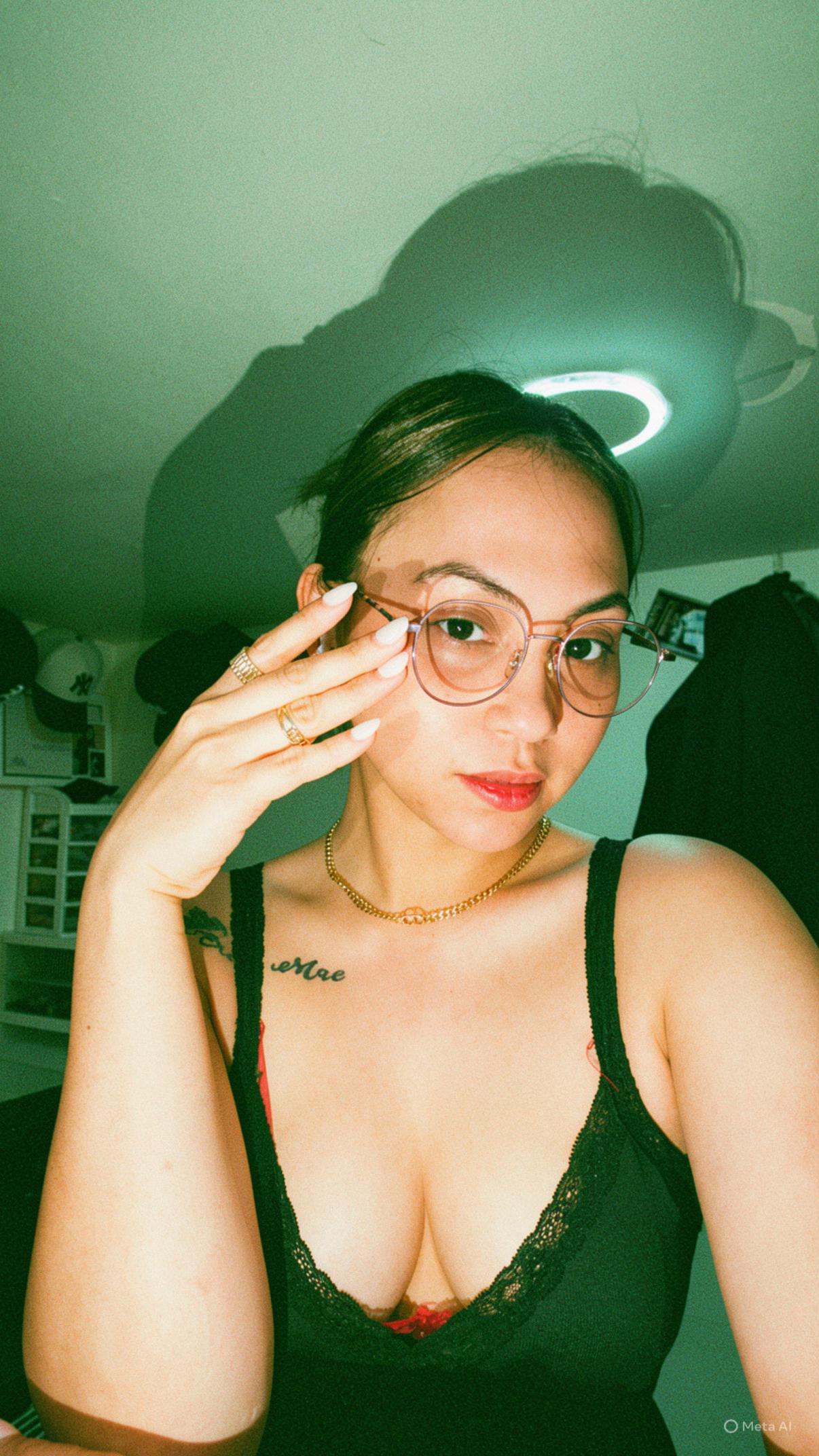 @Queen Cai🥀✨