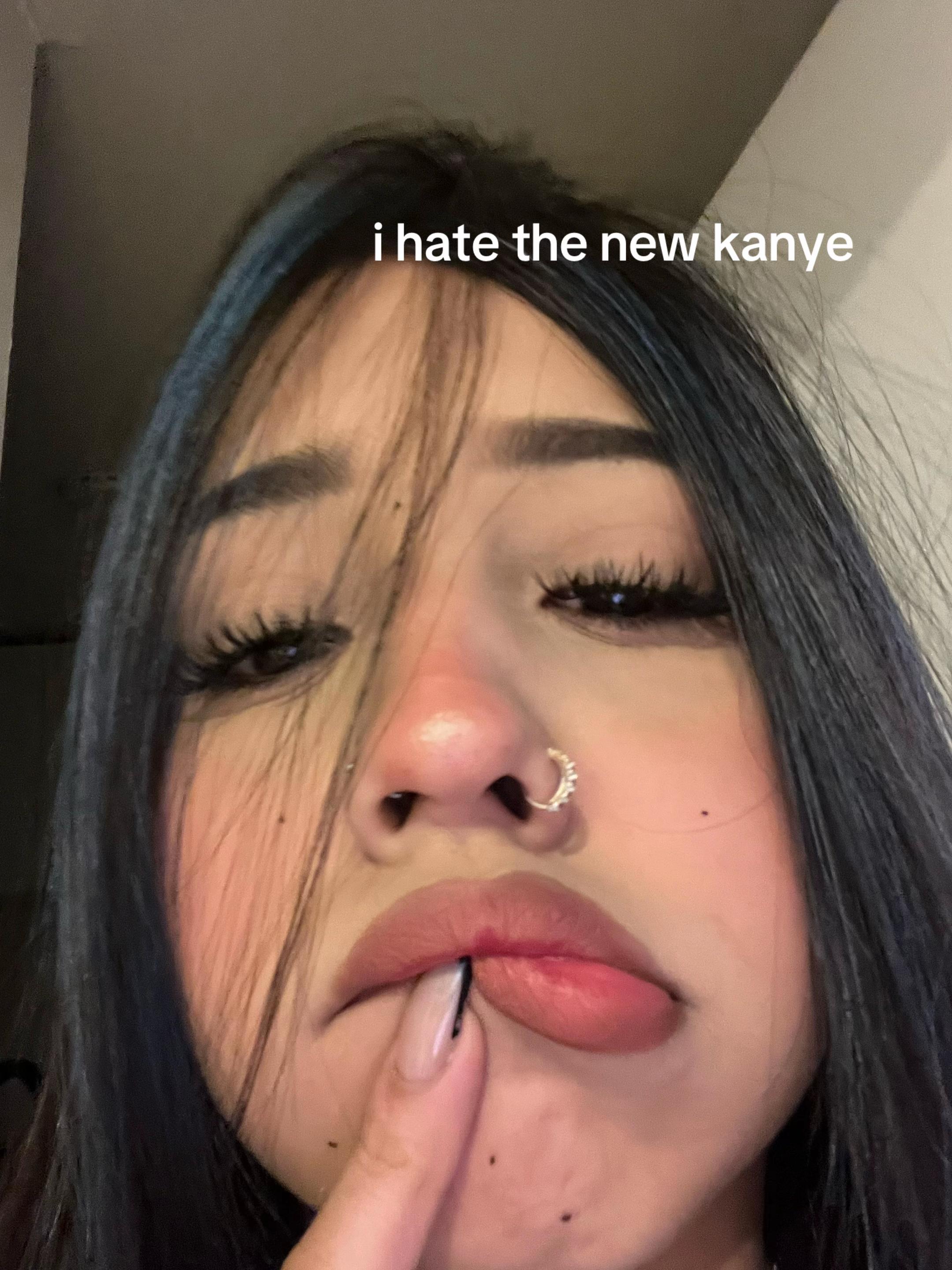 @xikaadoptme