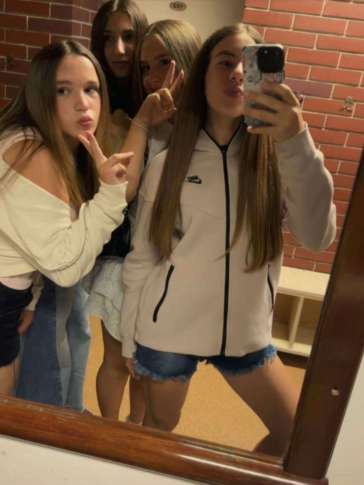 @Saraa