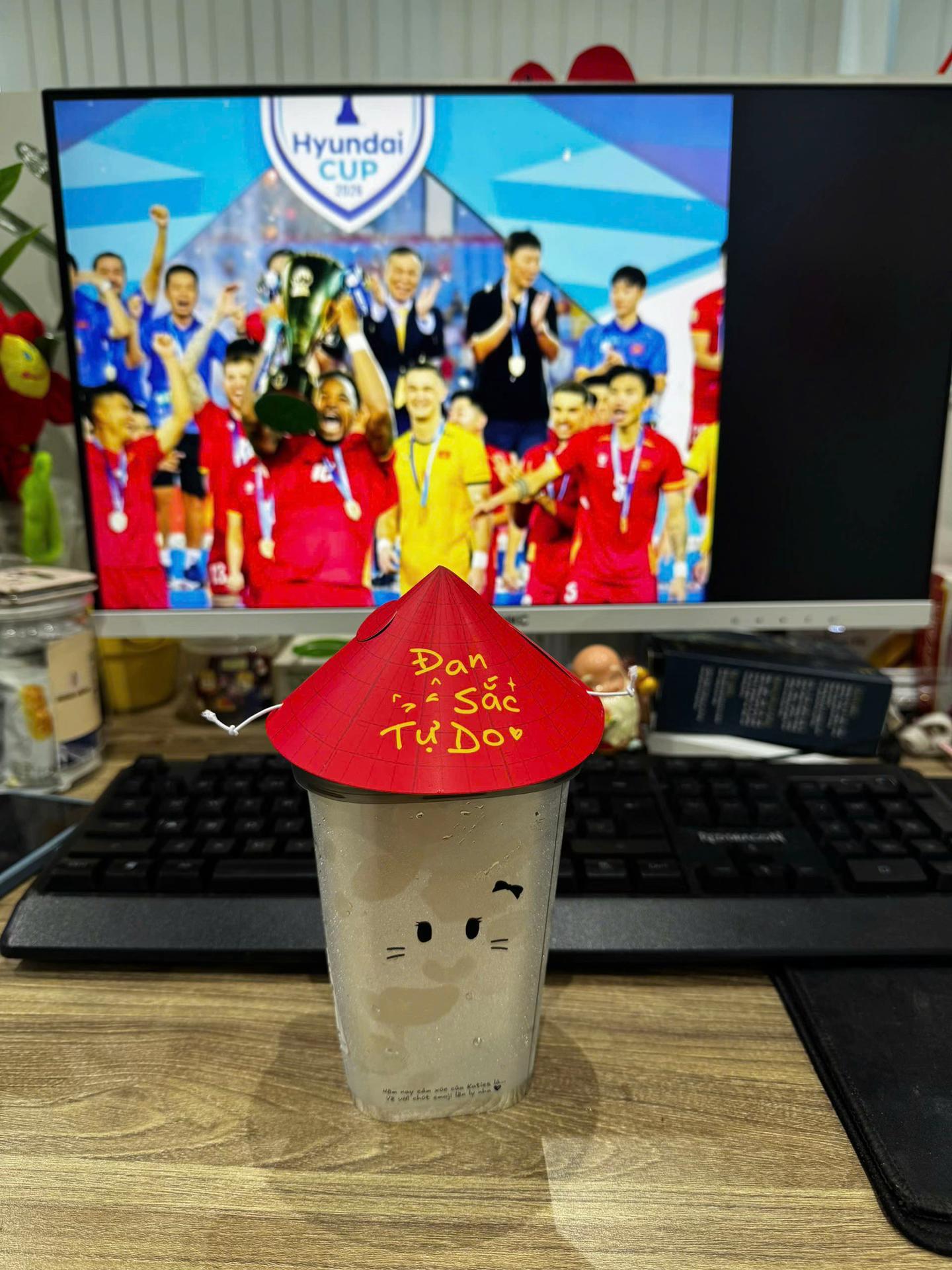 @Quả Nho To 𝓻𝓮𝓿𝓲𝓮𝔀 🍇