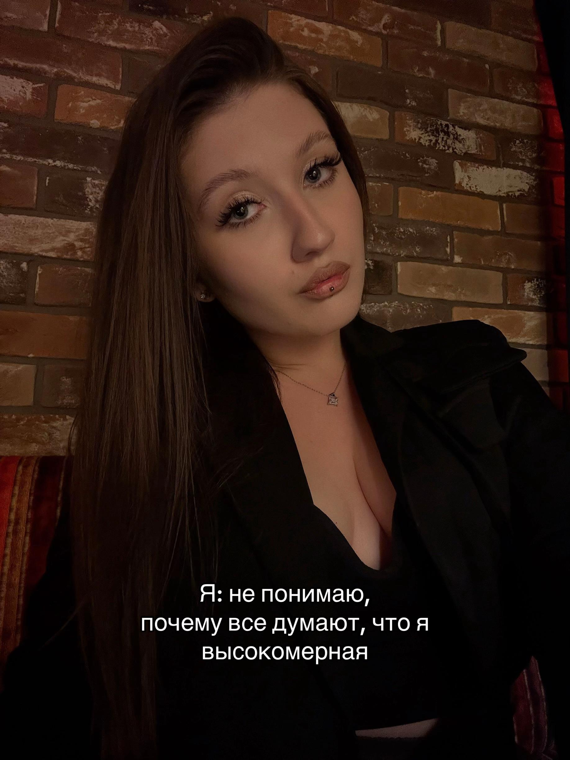 @ℰ