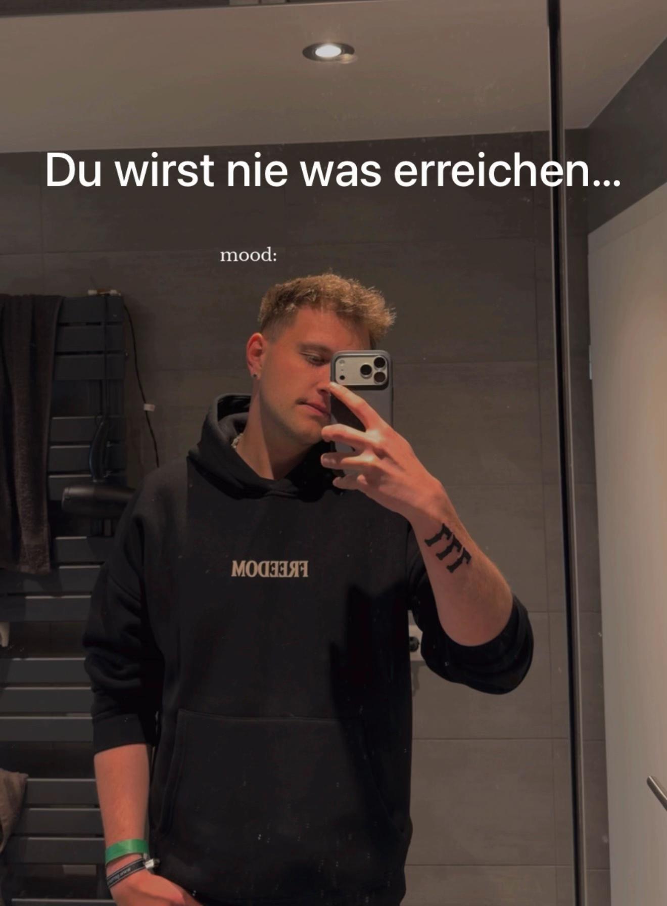 @Justin   ⠀⃝⠀⃝⠀⃝⠀⃝