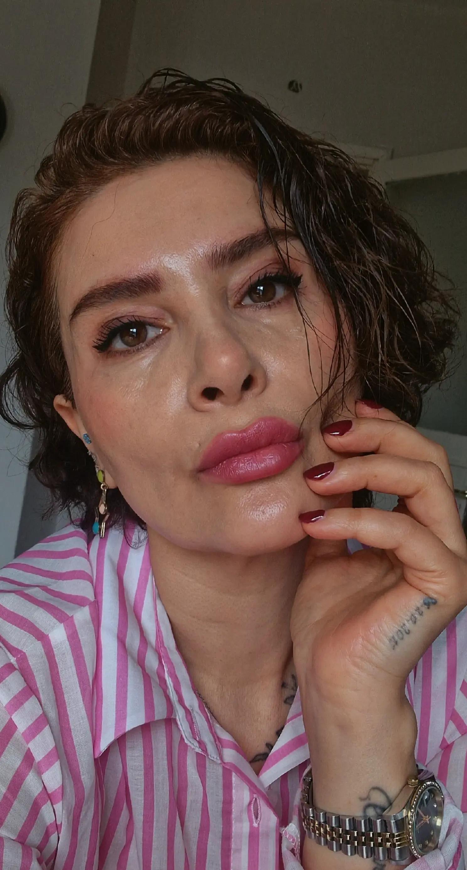 @Aslı