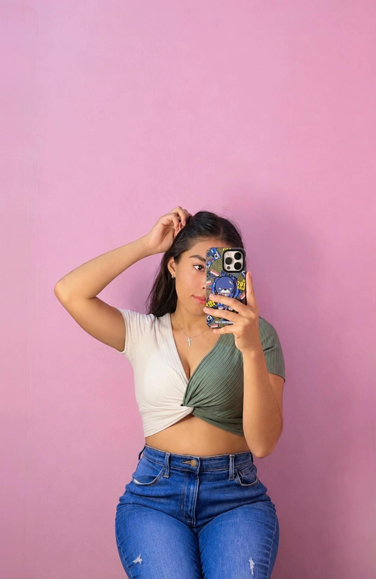 @𝐋𝐮𝐜𝐲🧝🏼&zwj;♀️