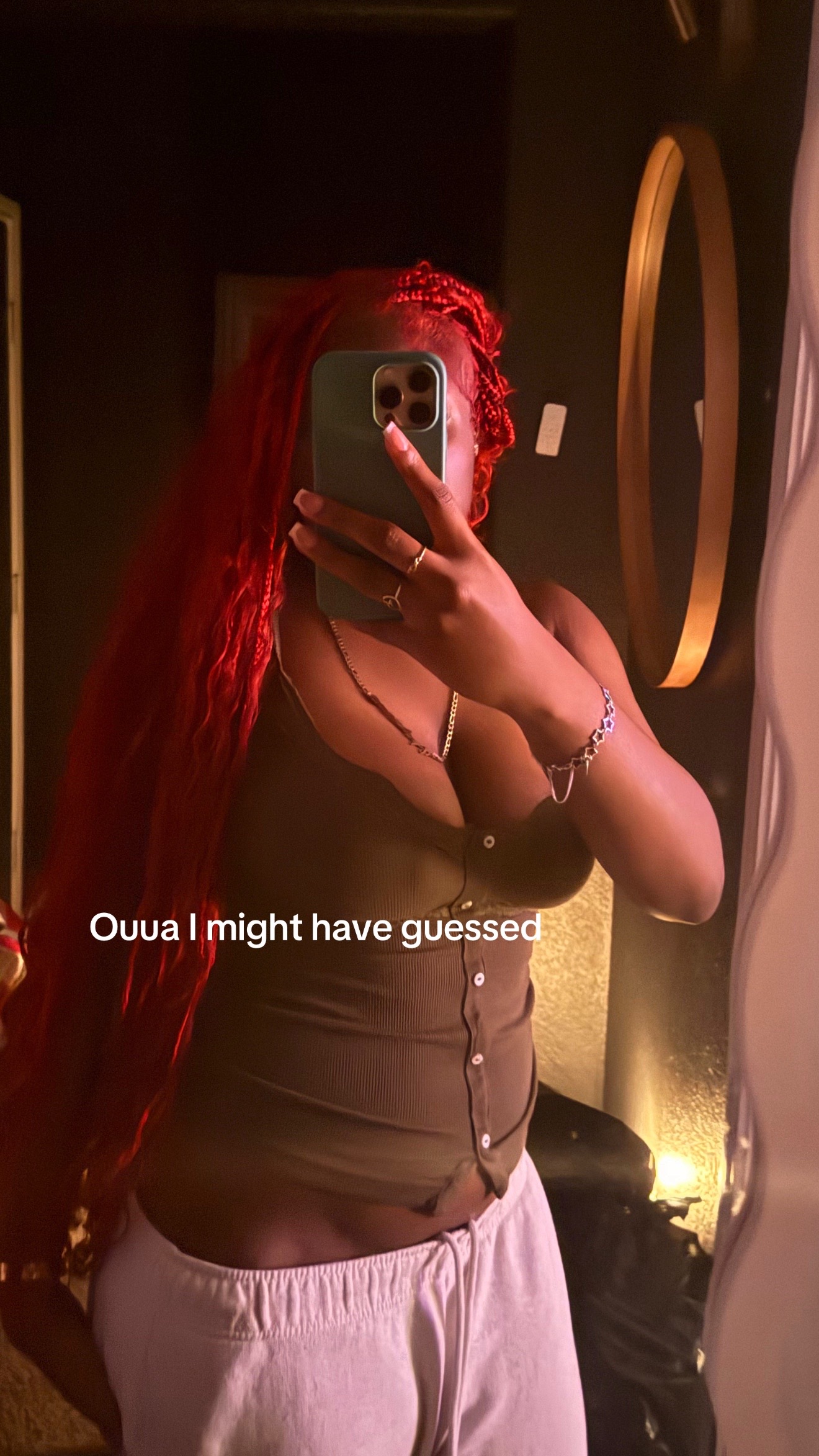 @🧖🏾&zwj;♀️
