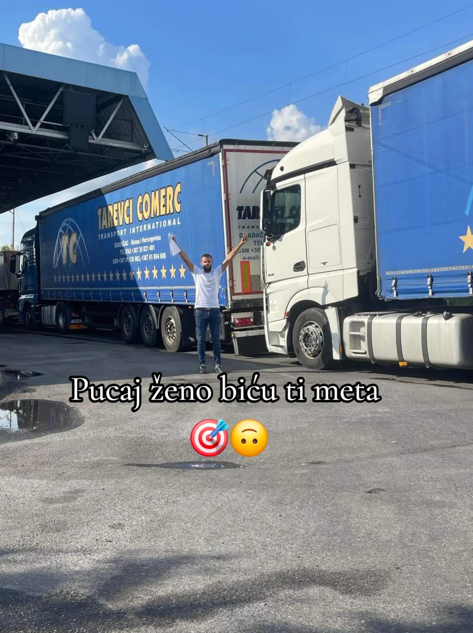 @Šmeker ✌️✌