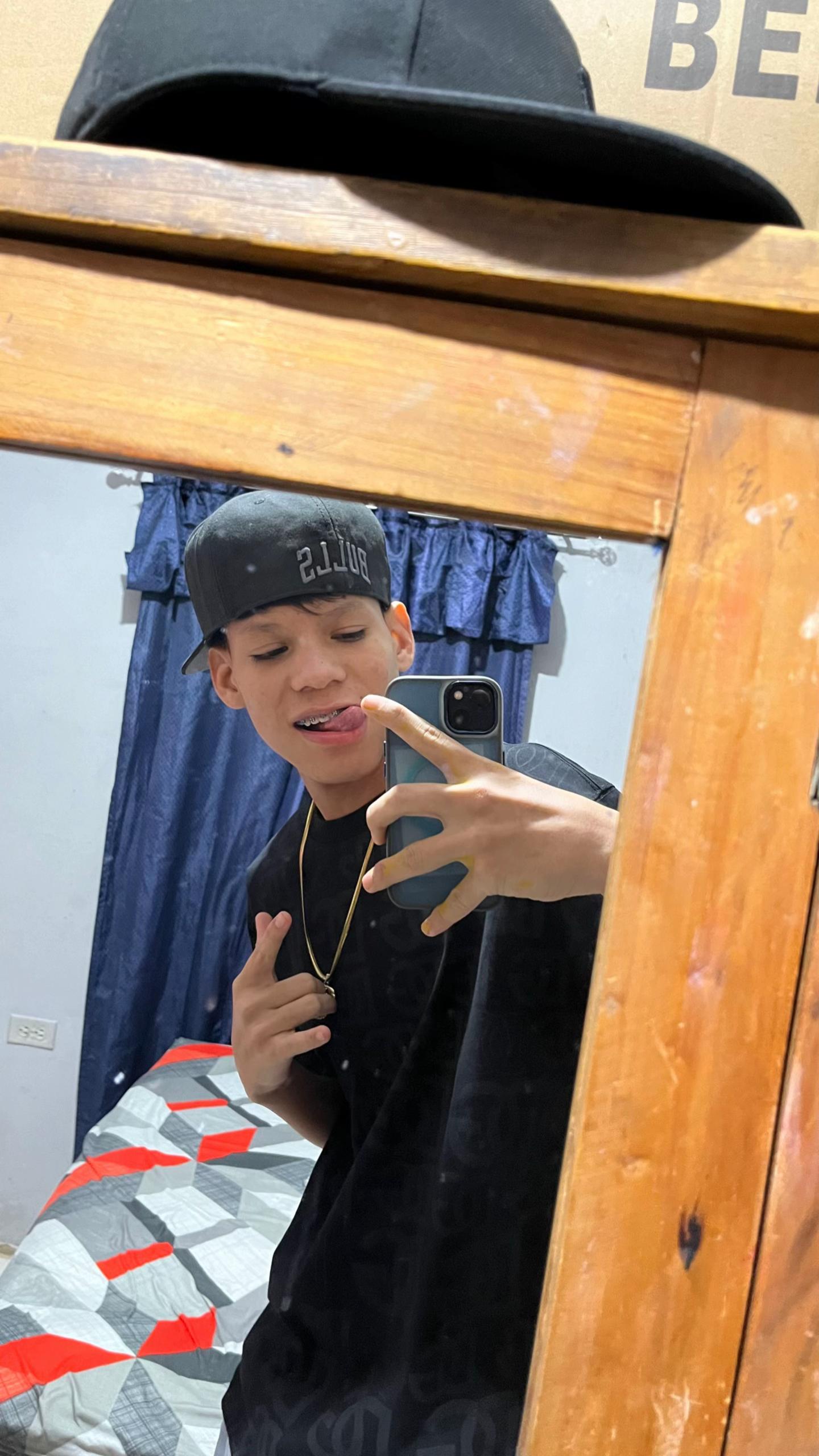 @santiago💯