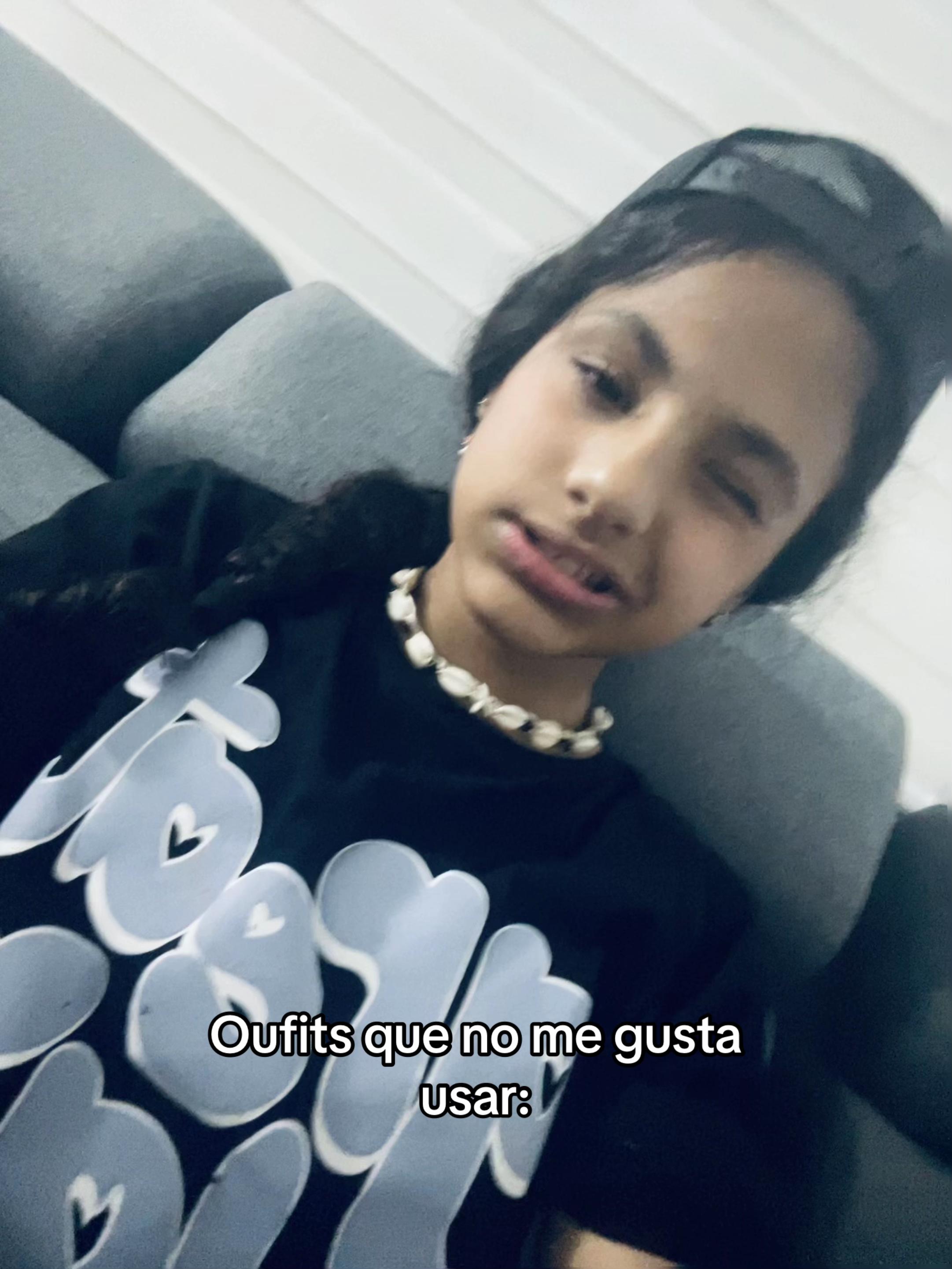 @Julii🦈