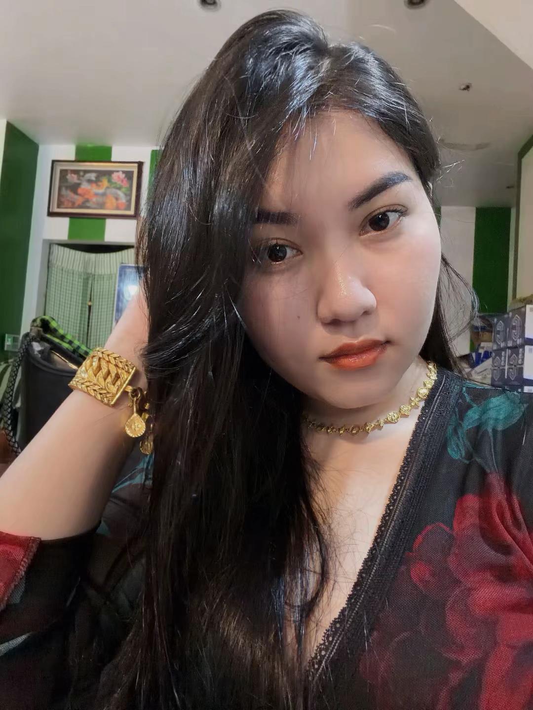 @Malaty-ម៉ាឡាទី