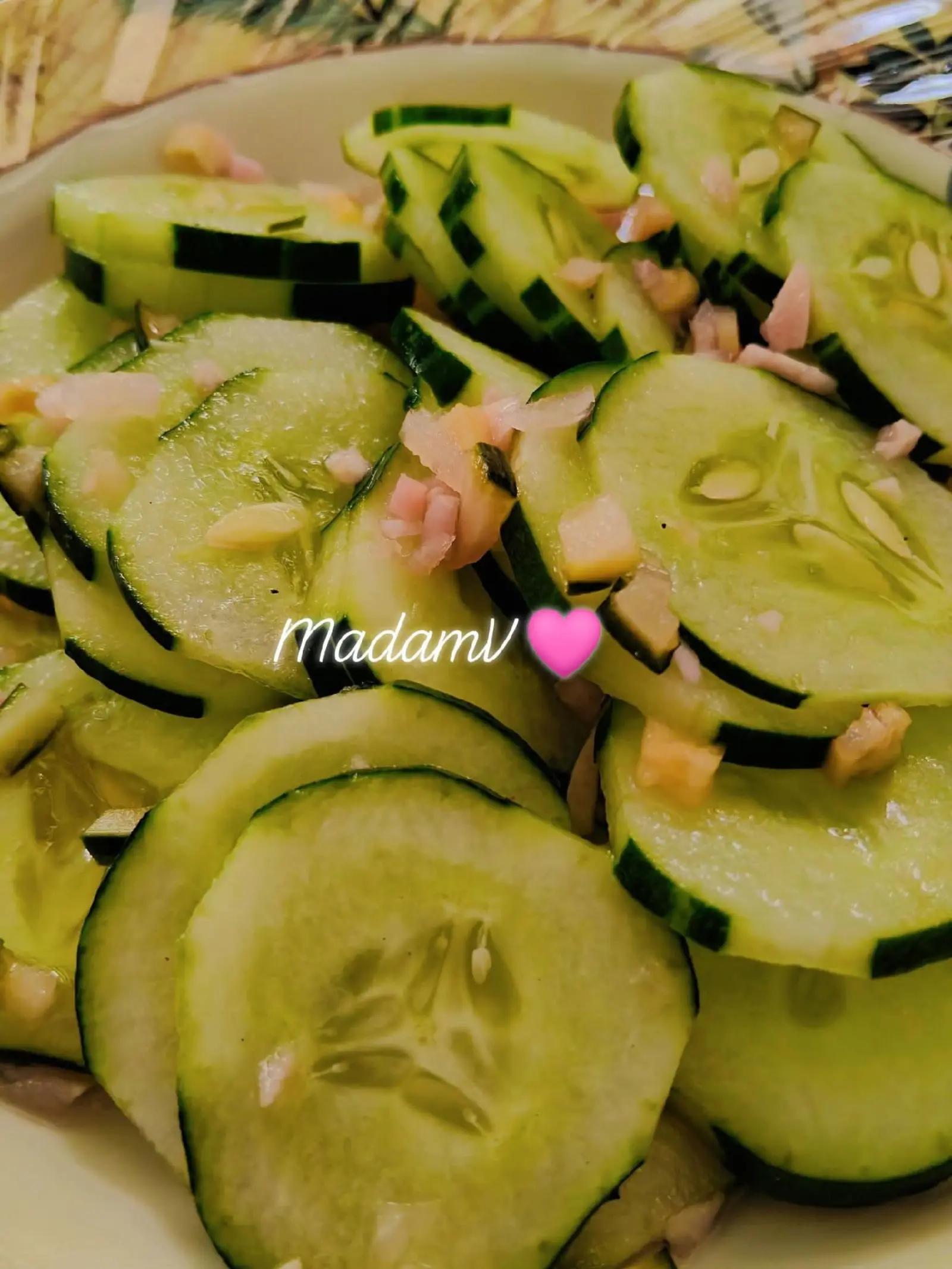 @naivivomisep