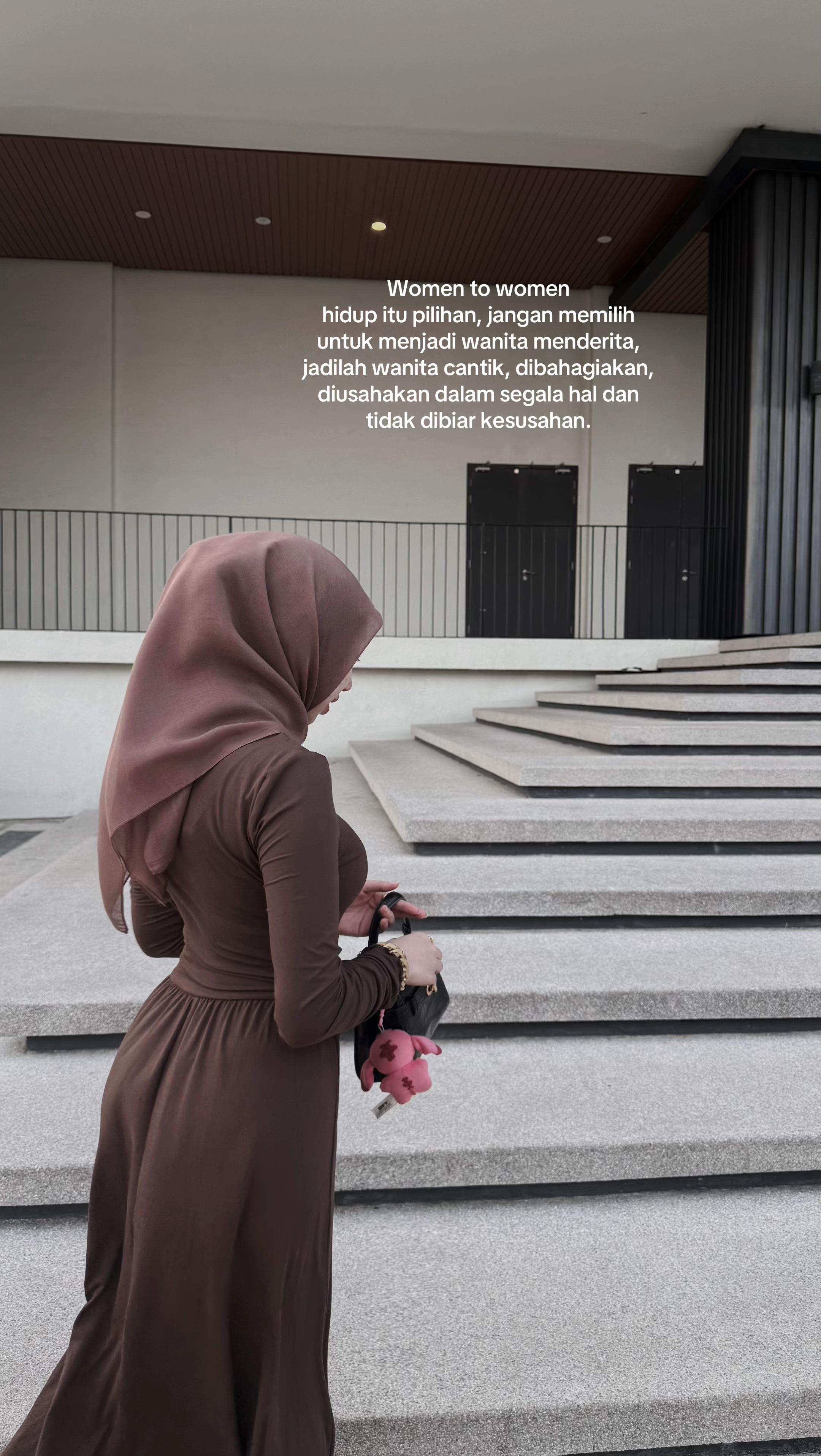 @AQQISTIENABEAUTYY