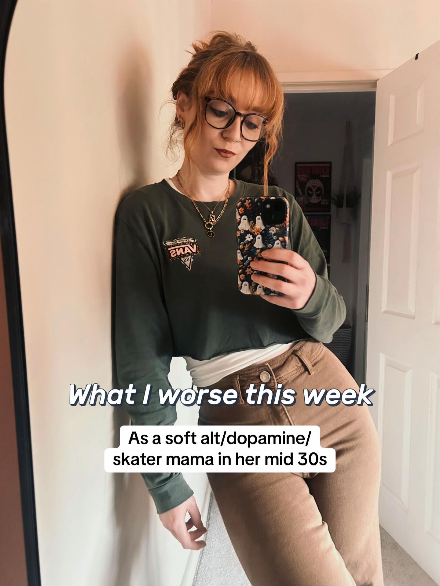@Laury 🖤 Soft Alt Outfit Inspo