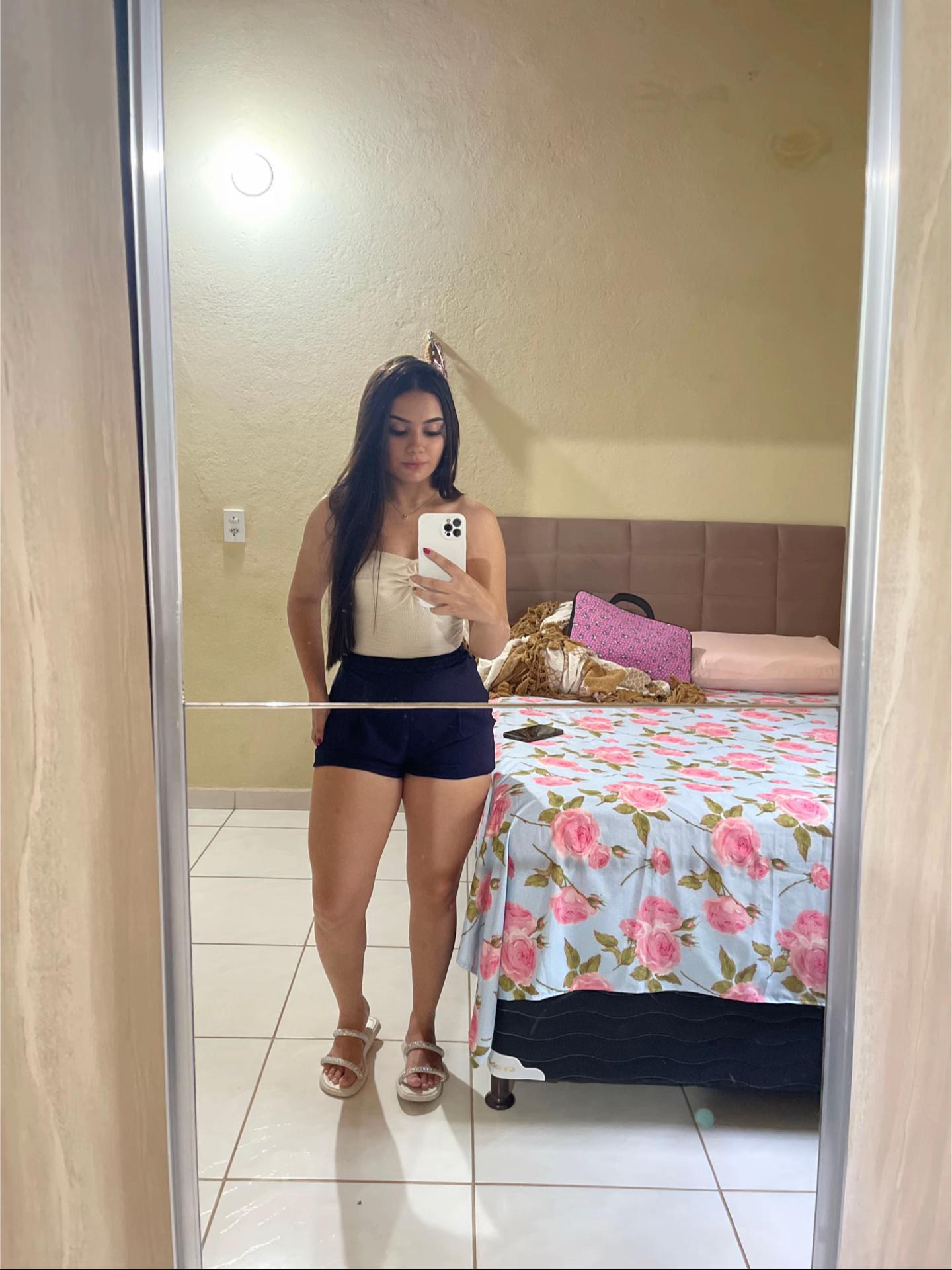 @Camila