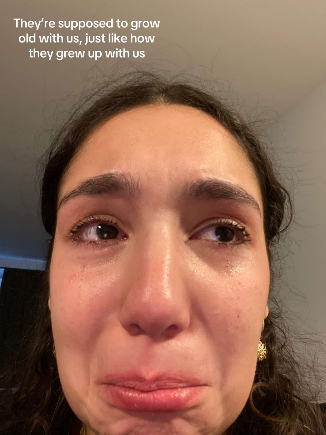 @kiwikeeweee