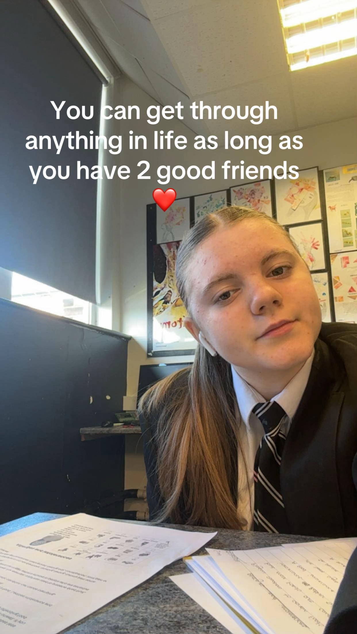 @𝒮ℴ𝓅𝒽𝒾𝒶ꨄ