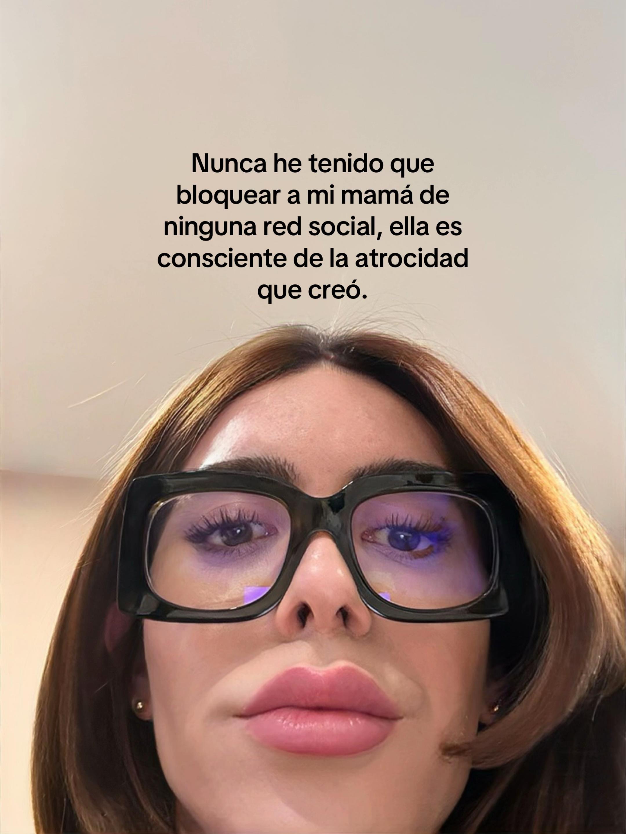 @Vecina Guera
