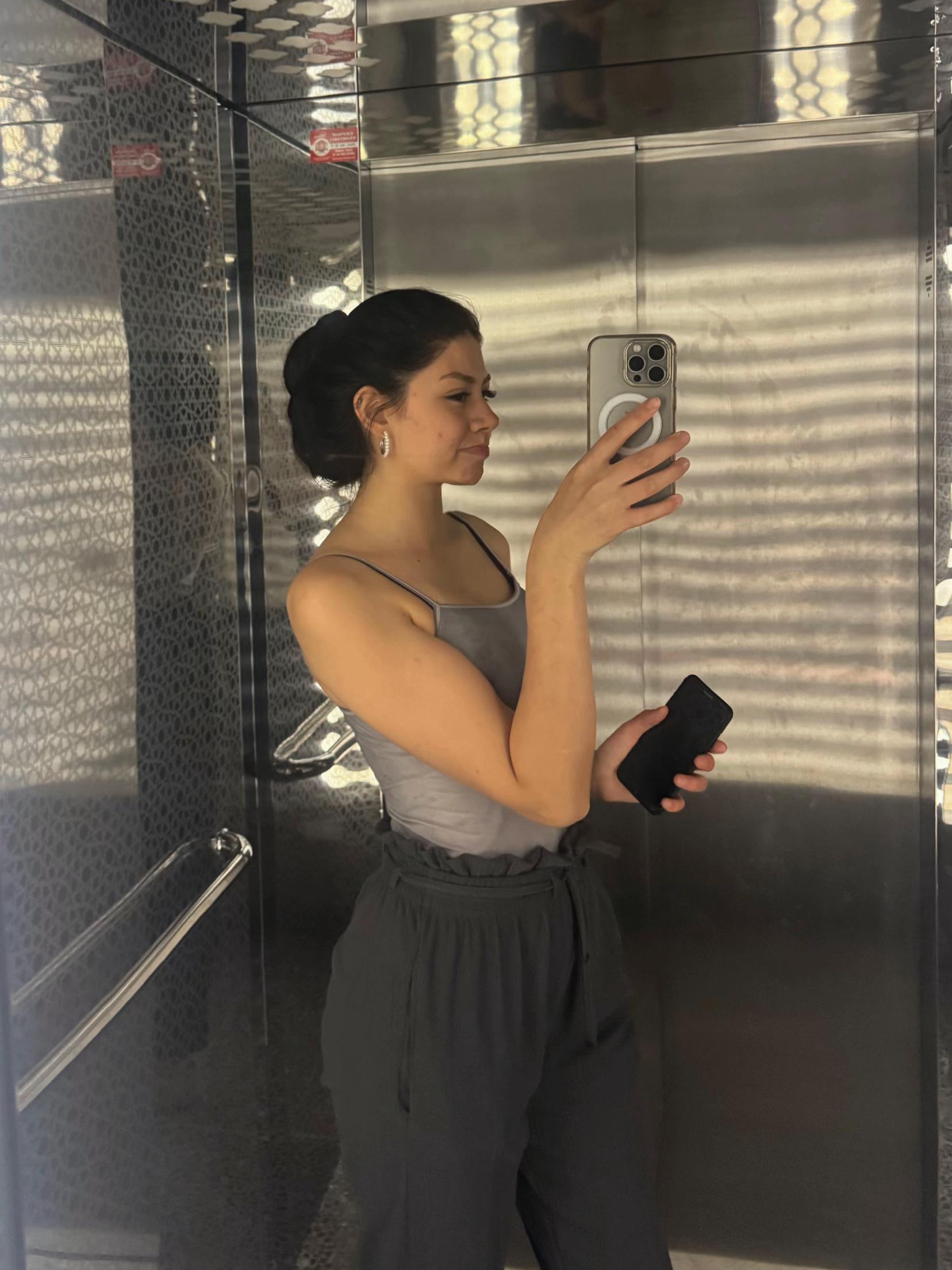 @User04363406