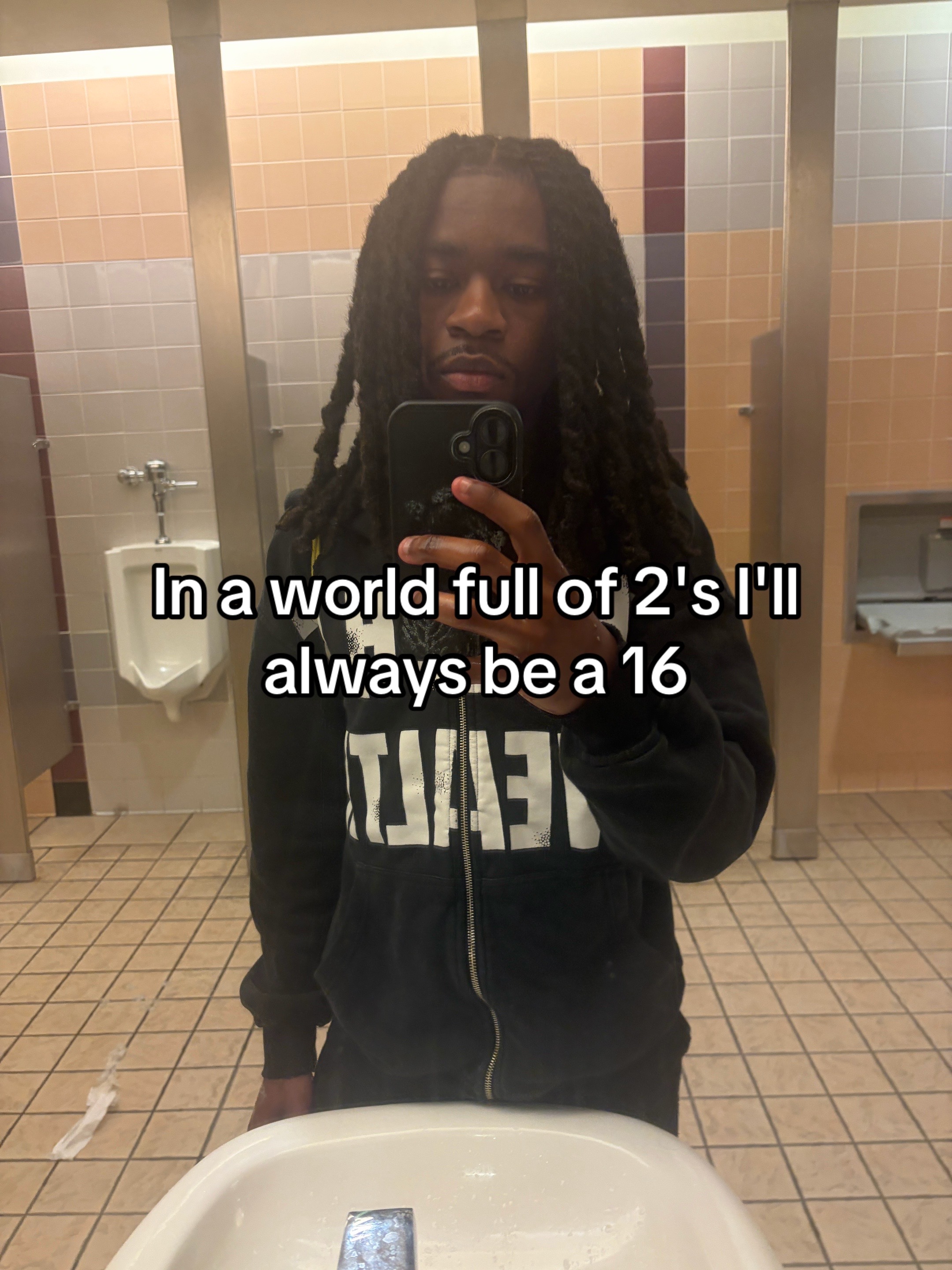 @👾