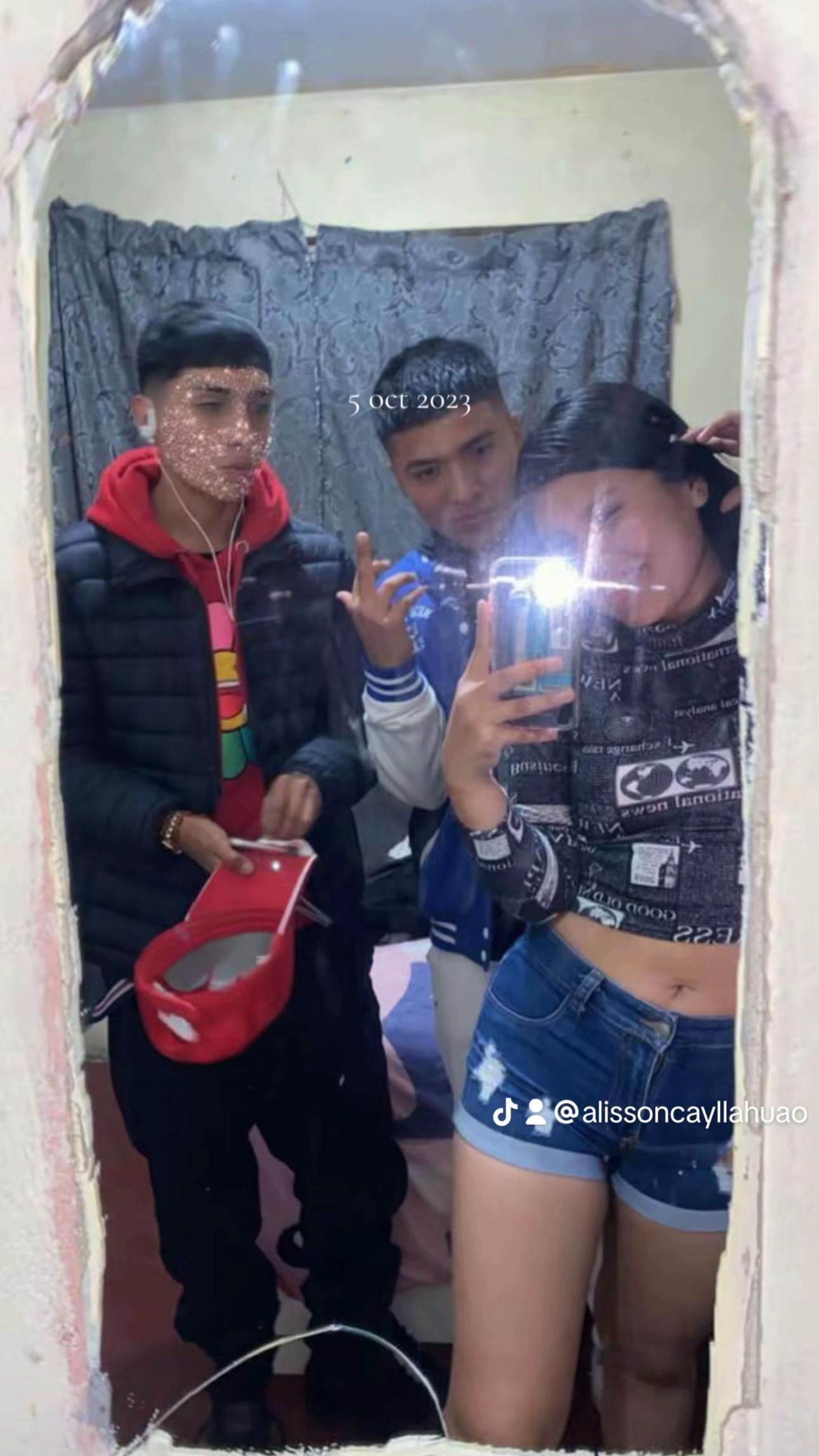 @𝒜𝓁𝒾 ♡