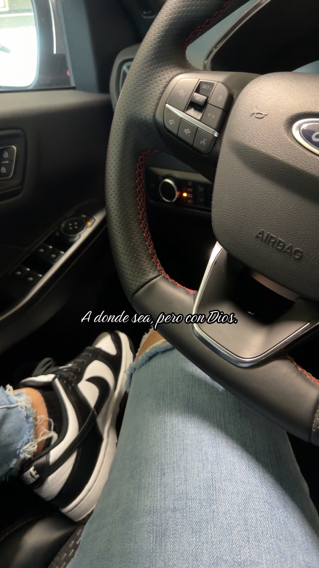 @Sofi leva🕷️🖤
