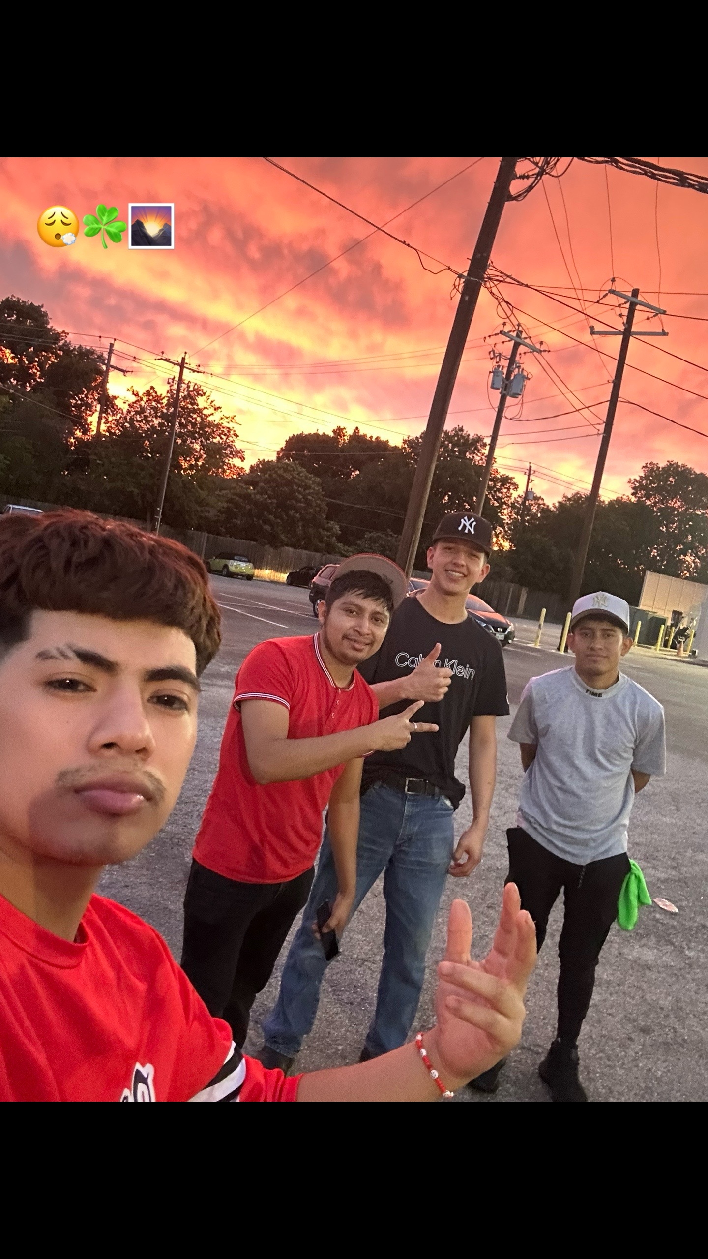 @Joel López