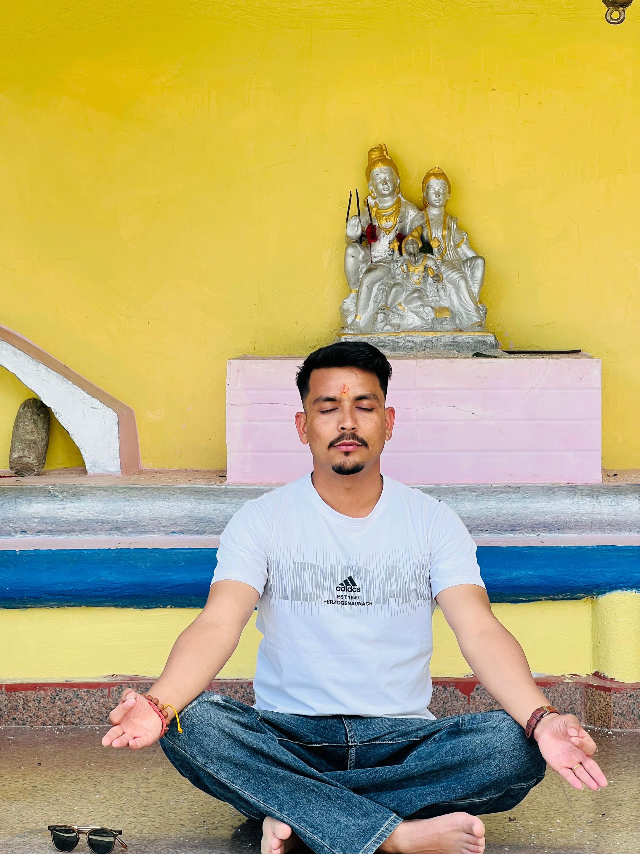 @Parash Khadka ✡️🕉️✨