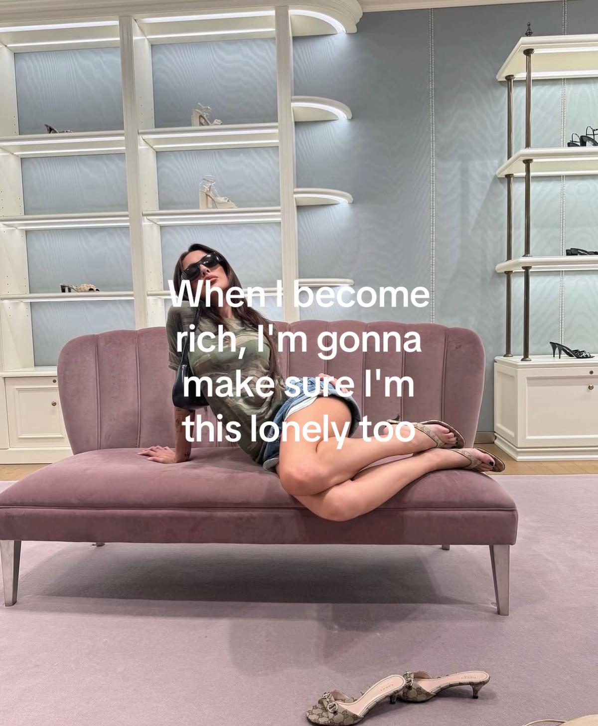 @𝐹