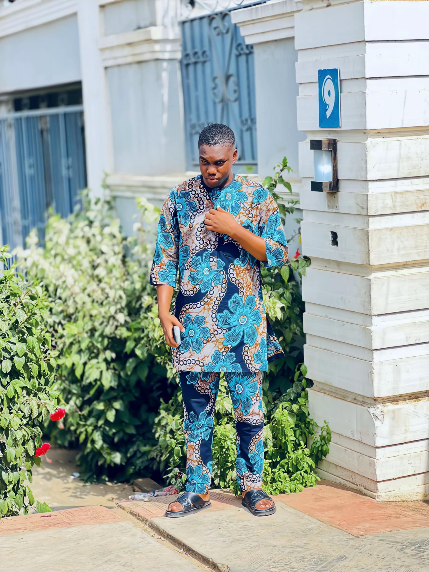 @EMMANUEL 🧃🤍