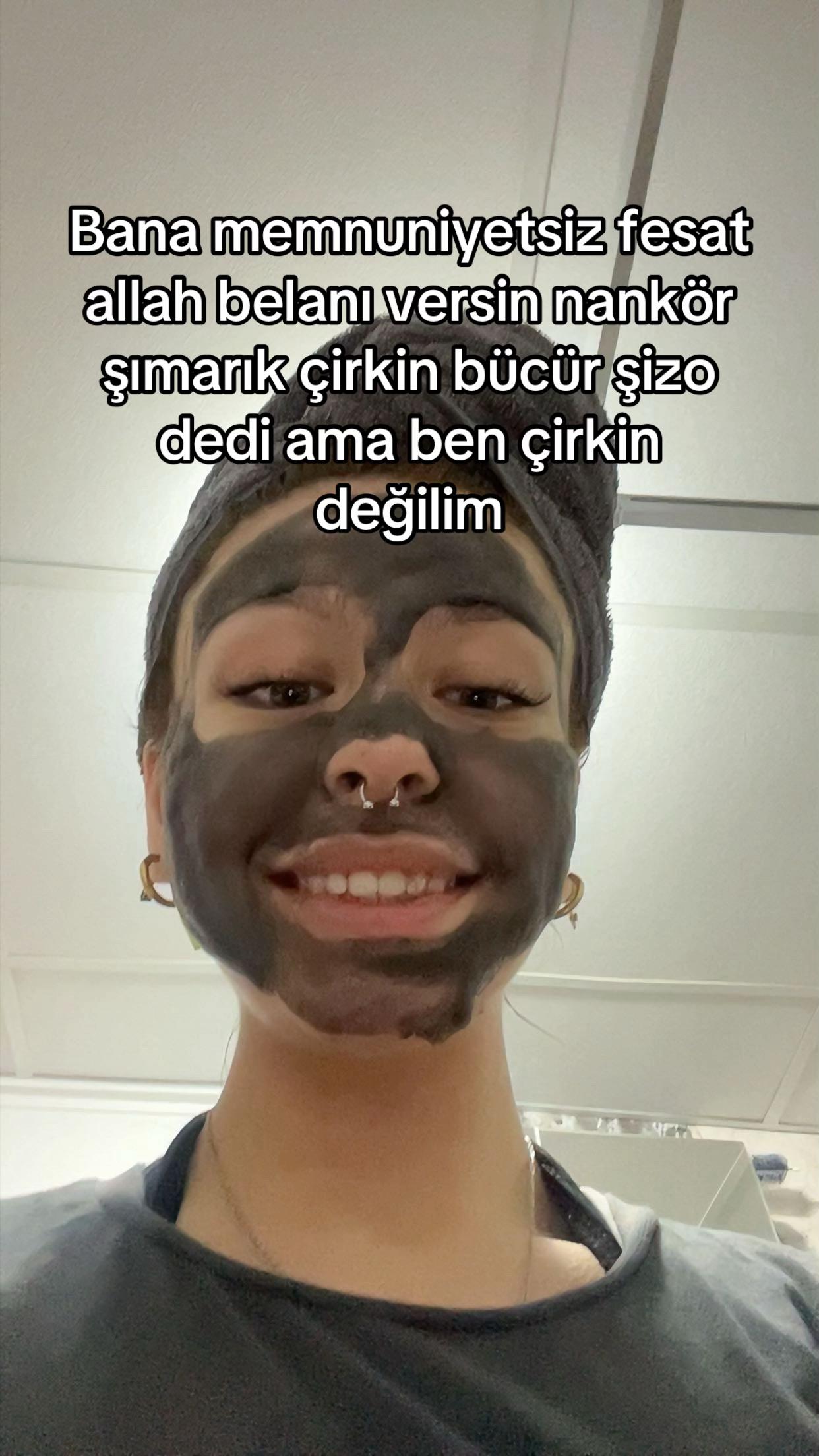 @Hs