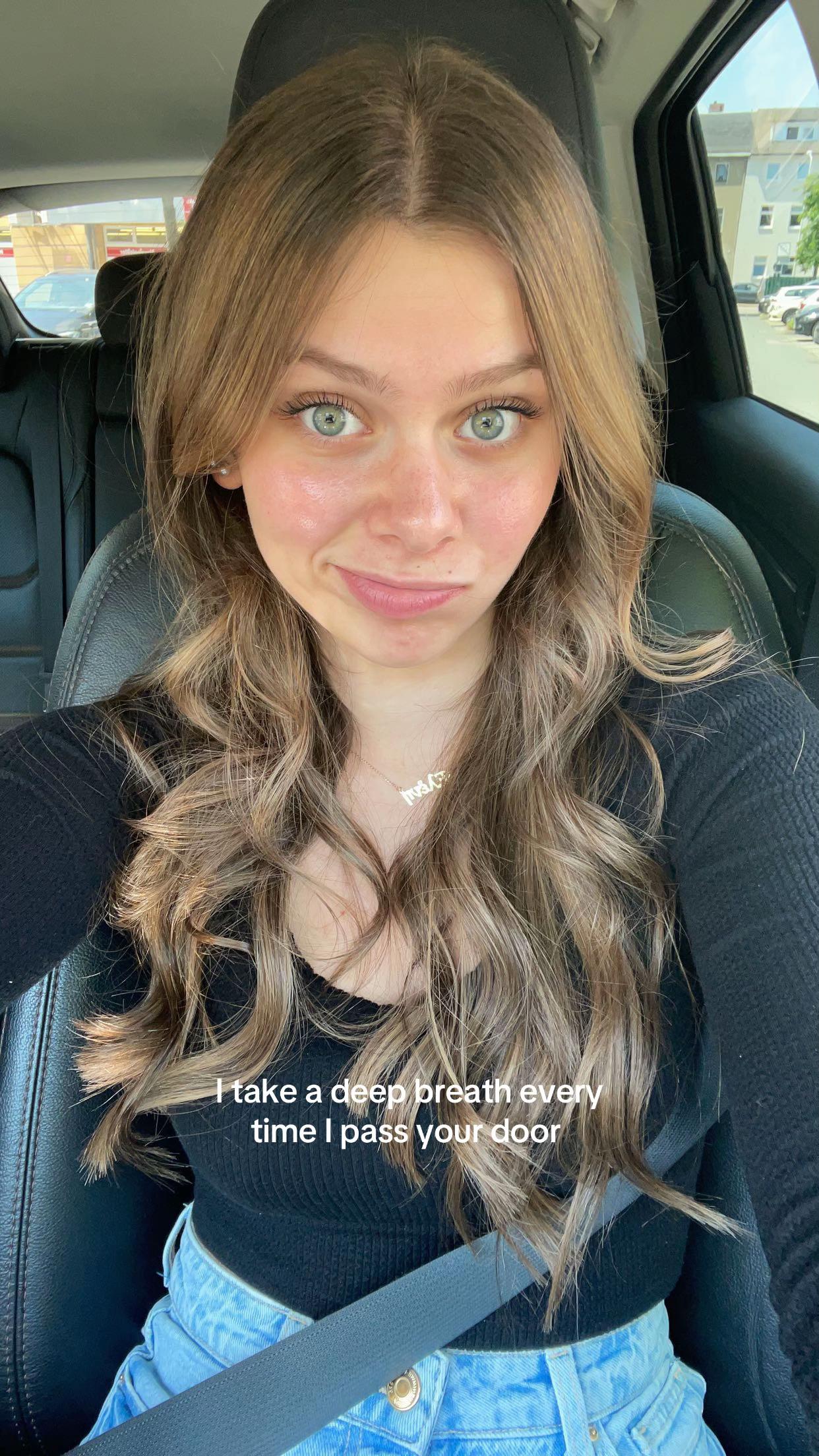 @elena