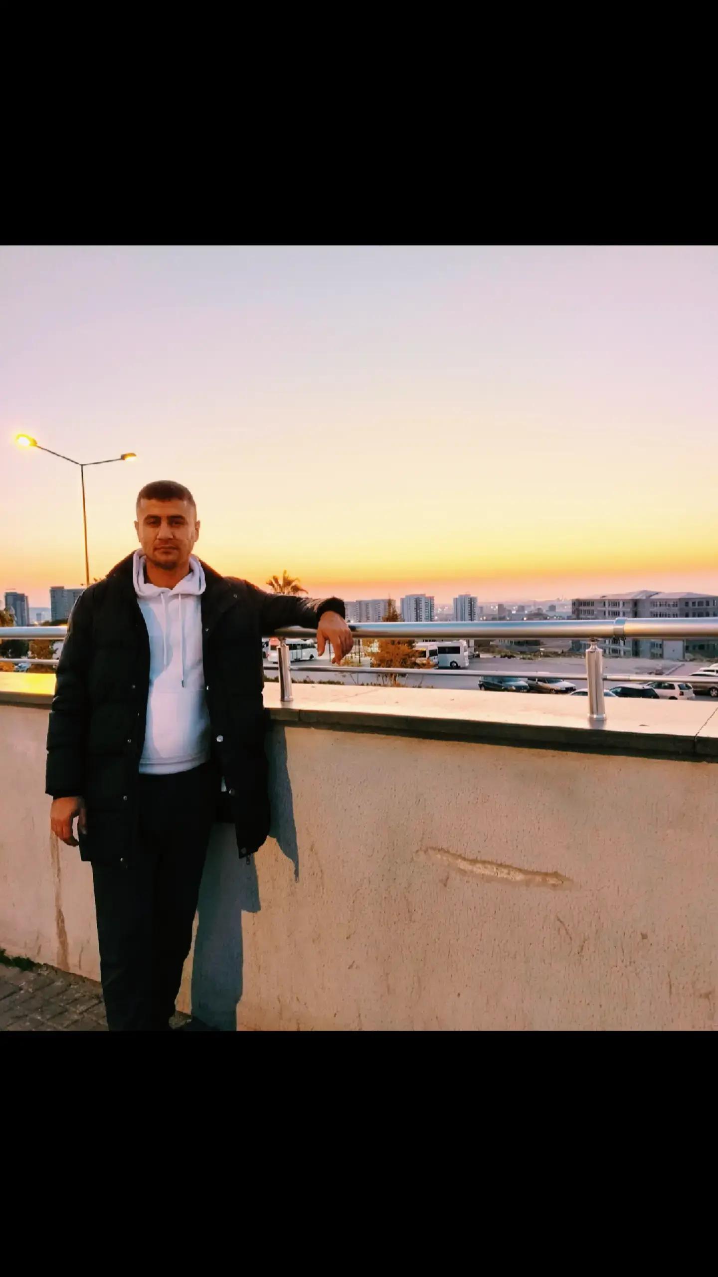 @emre G&Uuml;NEŞ ☝️