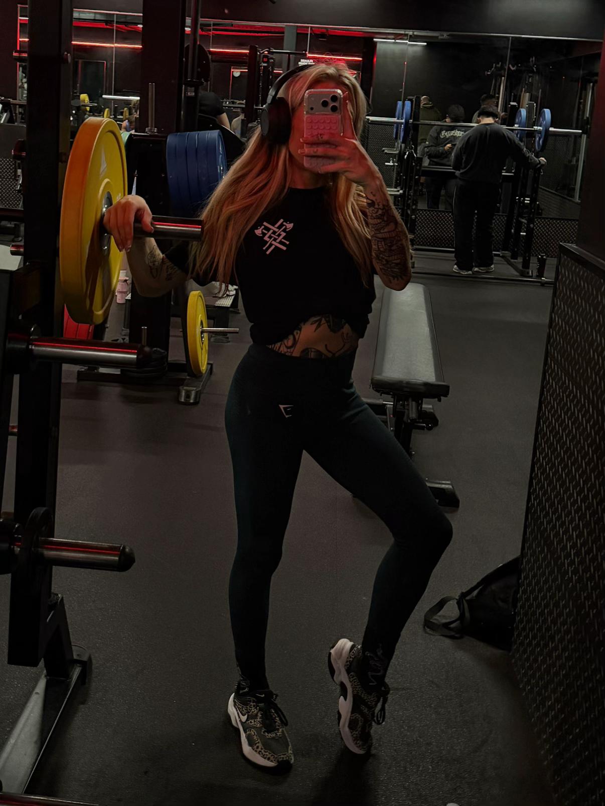 @Jadeyhd