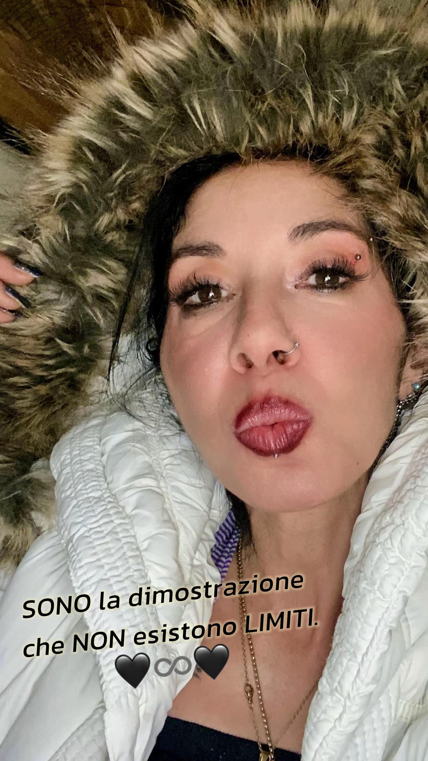@"🖤𝐄𝐋𝐄𝐍𝐀⛓️𝟏𝟕🖤"