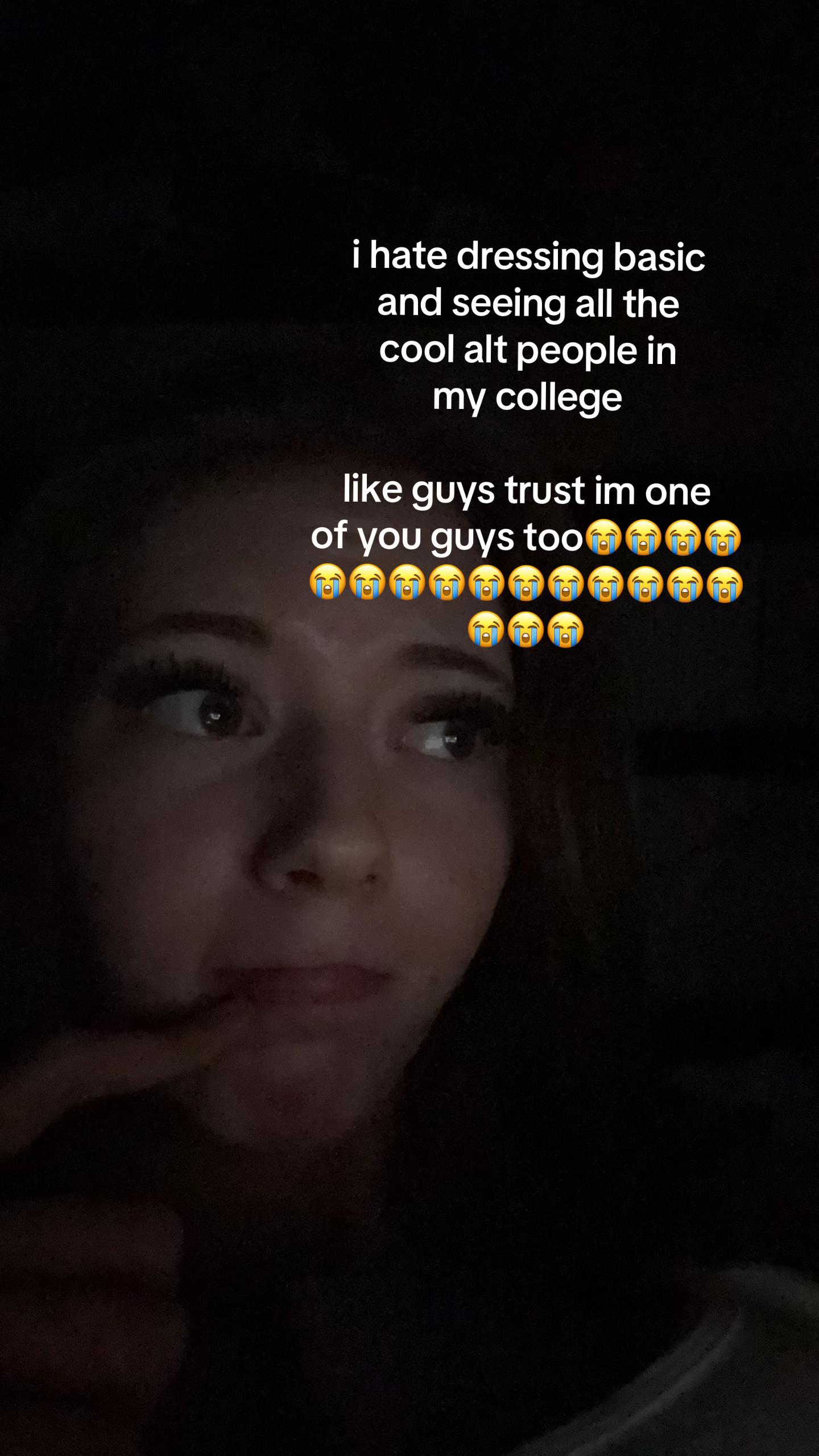 @headuplover6741